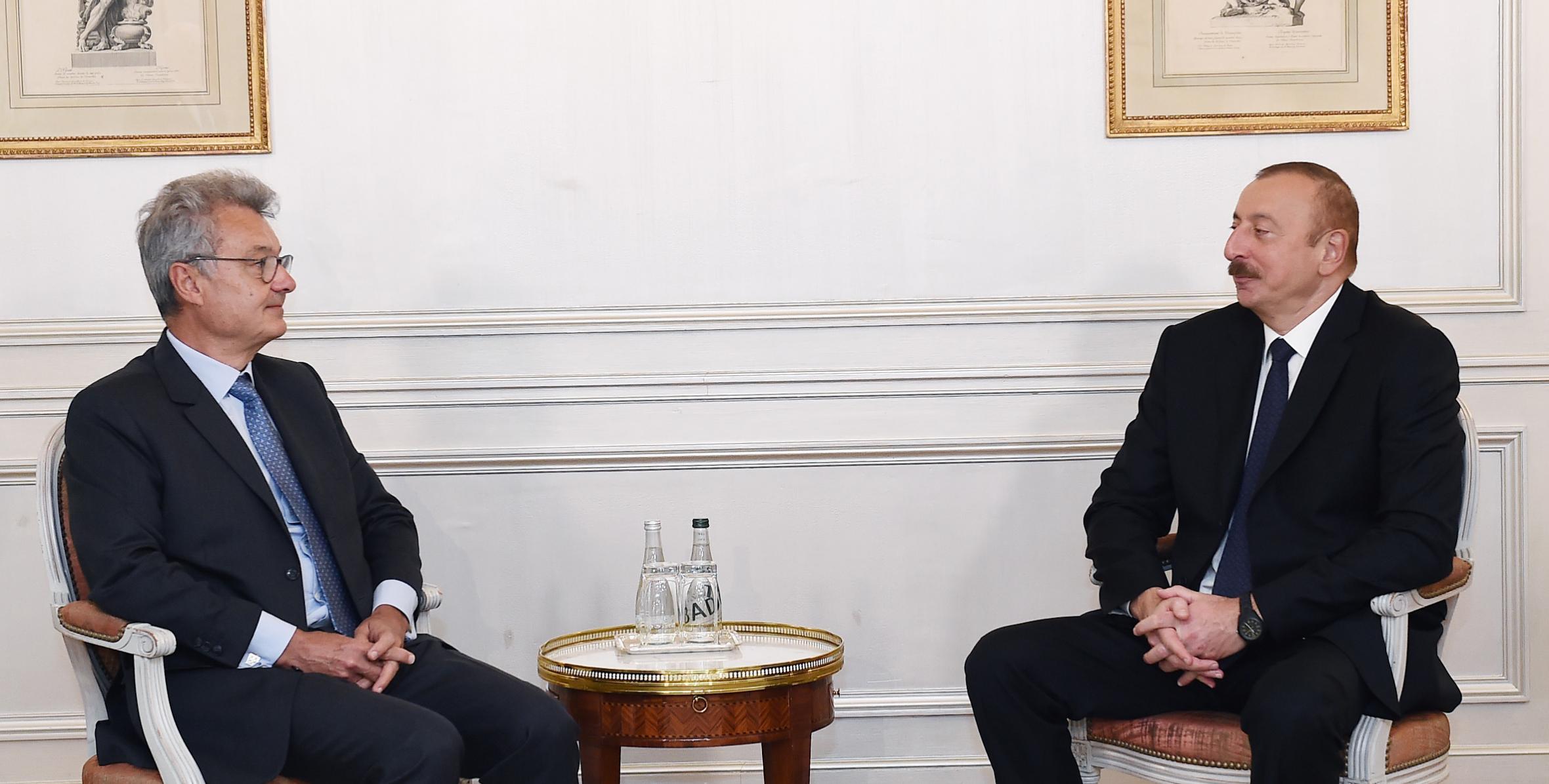 Ильхам Алиев встретился с президентом компании SADE Франции