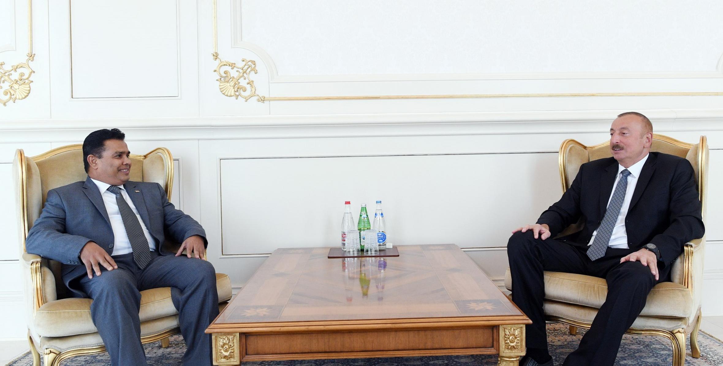 Ильхам Алиев принял верительные грамоты новоназначенного посла Шри-Ланки в Азербайджане