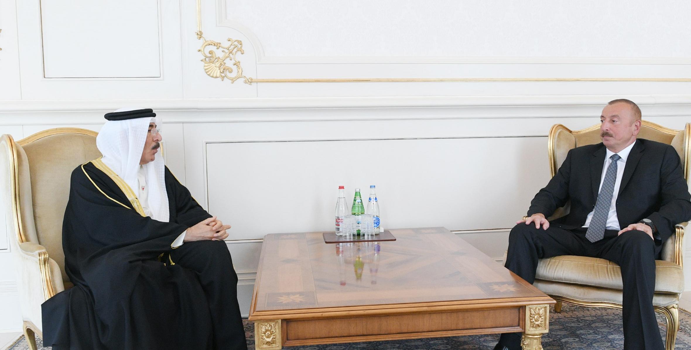 Ильхам Алиев принял верительные грамоты новоназначенного посла Королевства Бахрейн в Азербайджане