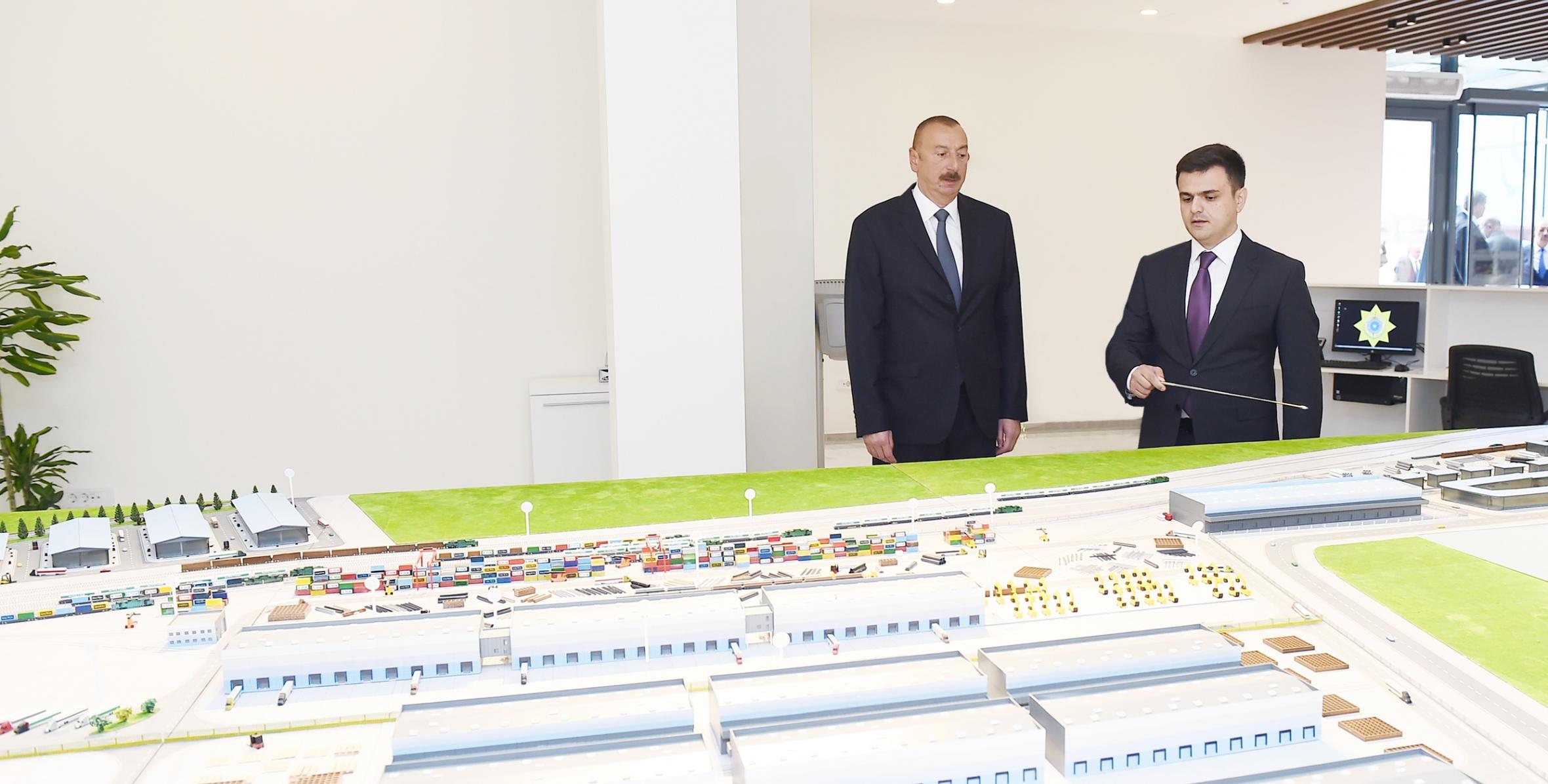 İlham Əliyev Abşeron Logistika Mərkəzinin açılışında iştirak edib