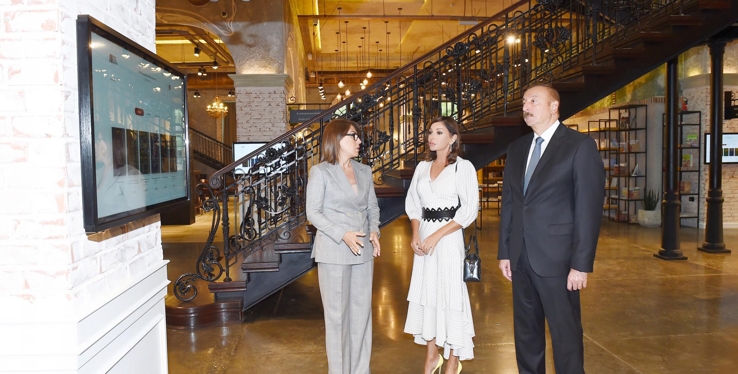 Ильхам Алиев принял участие в открытии Бакинского книжного центра, созданного по инициативе Фонда Гейдара Алиева