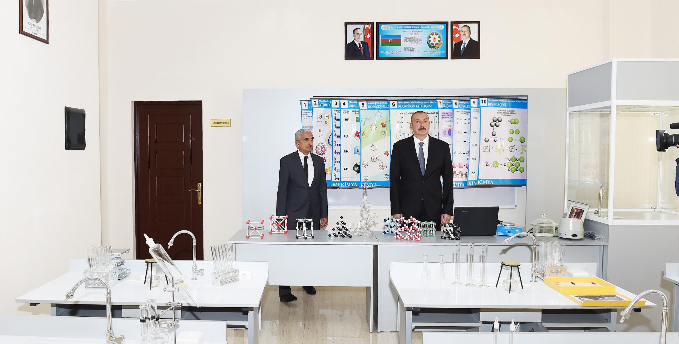 Ильхам Алиев ознакомился с условиями, созданными после капитального ремонта в полной средней школе номер 192 в поселке Забрат