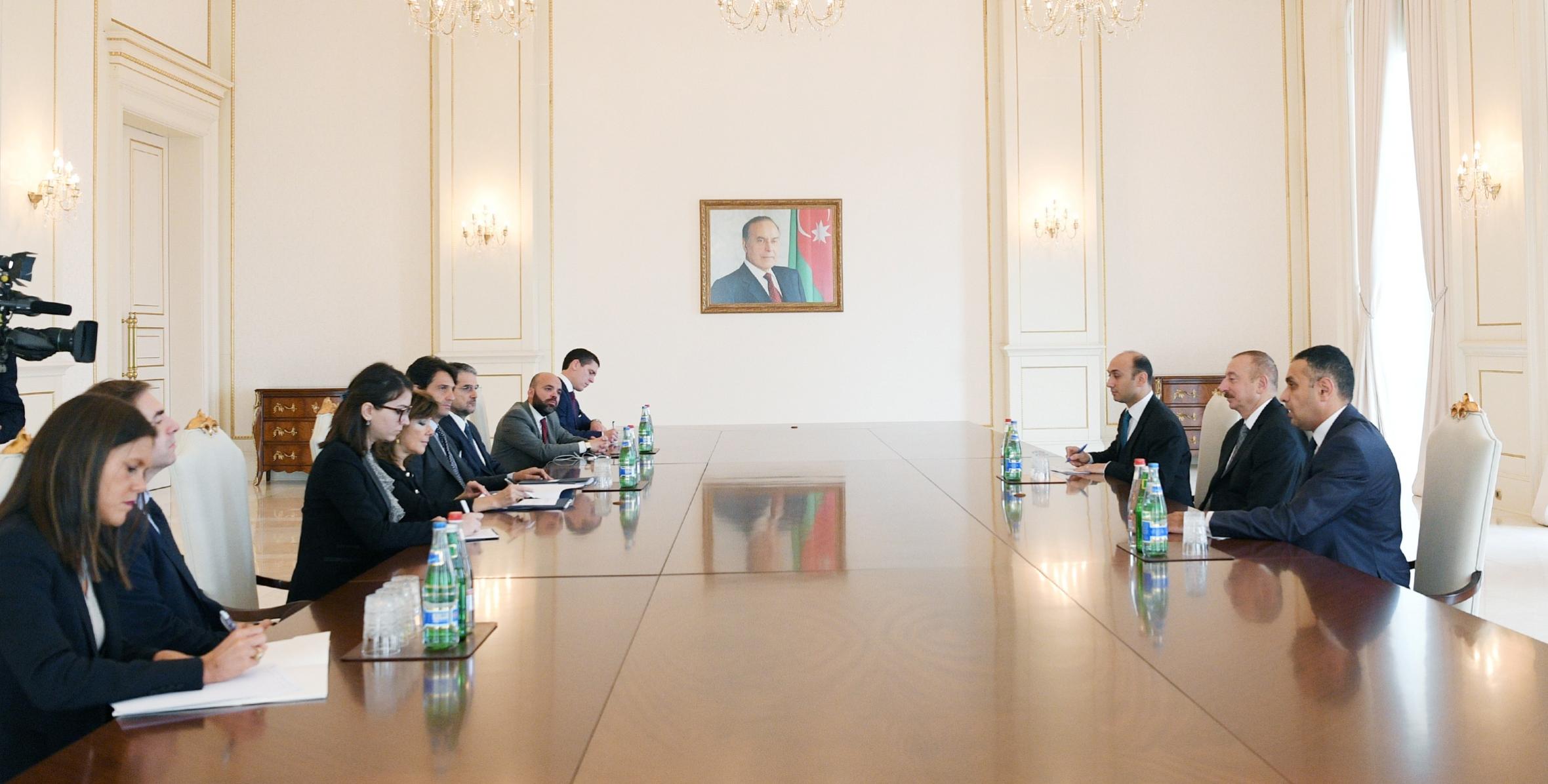 Ильхам Алиев принял делегацию во главе с председателем Сената Италии