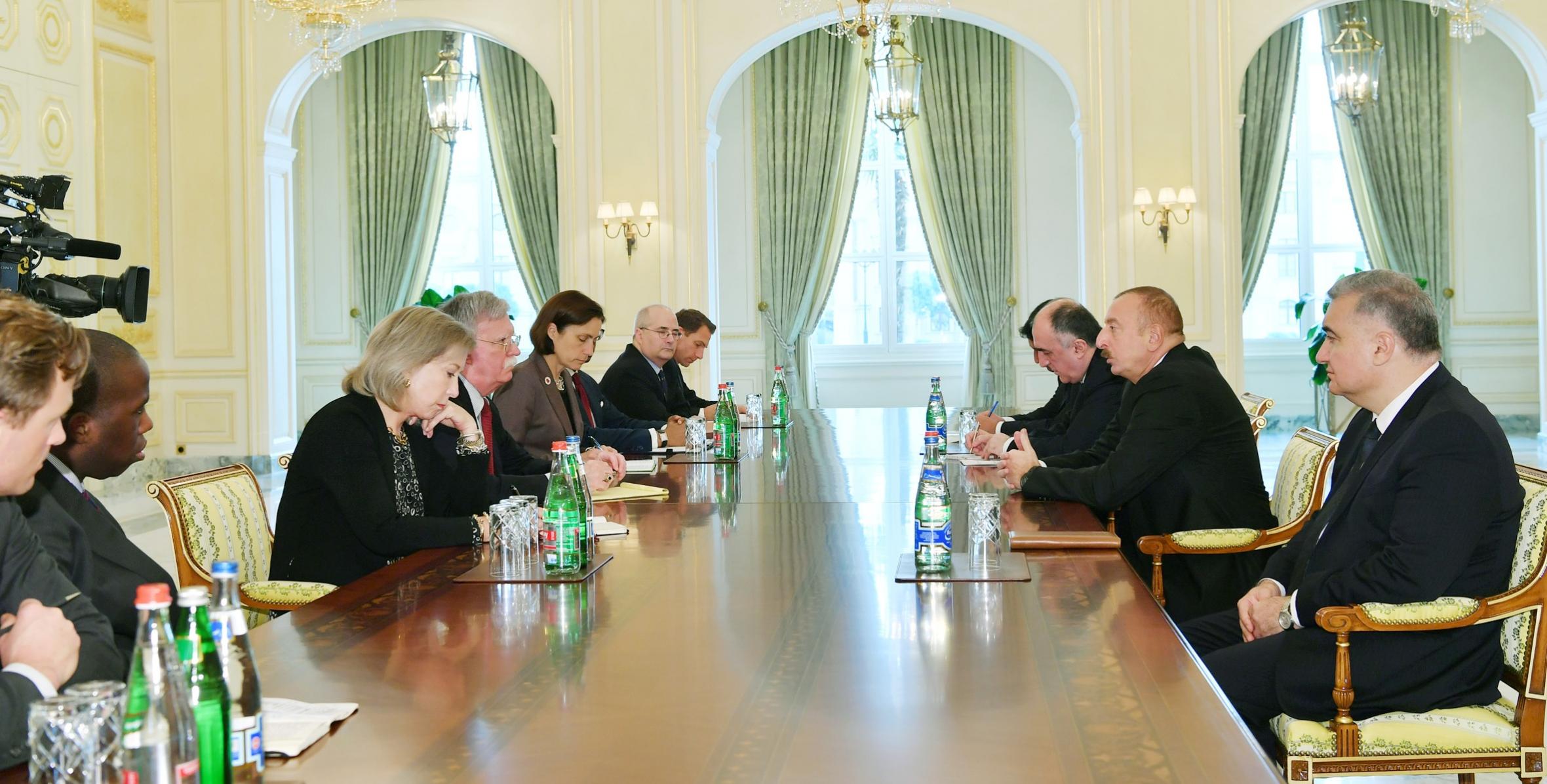 Ильхам Алиев принял советника Президента США по вопросам национальной безопасности