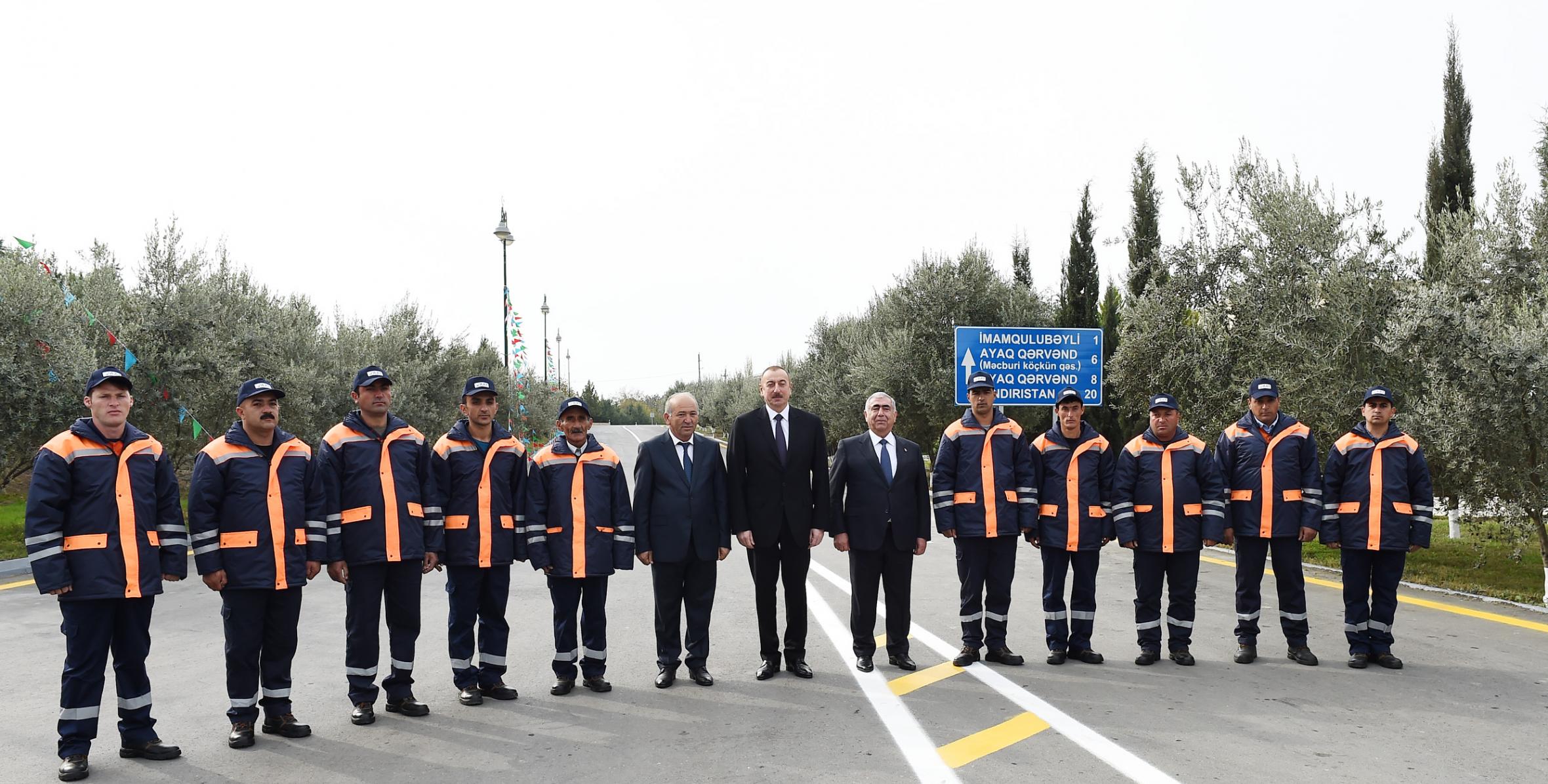 Ильхам Алиев принял участие в открытии капитально реконструированной автомобильной дороги Гузанлы-Имамгулубейли-Орта Гарвенд-Хындырыстан в Агдамском районе
