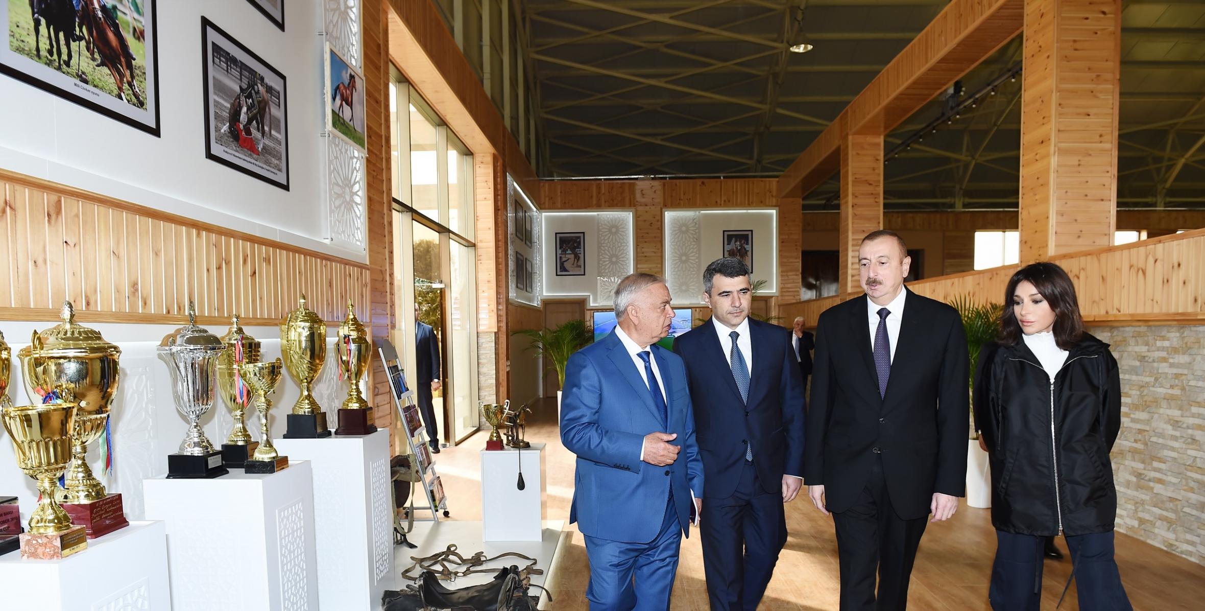 Ильхам Алиев  принял участие в открытии Карабахского коневодческого комплекса