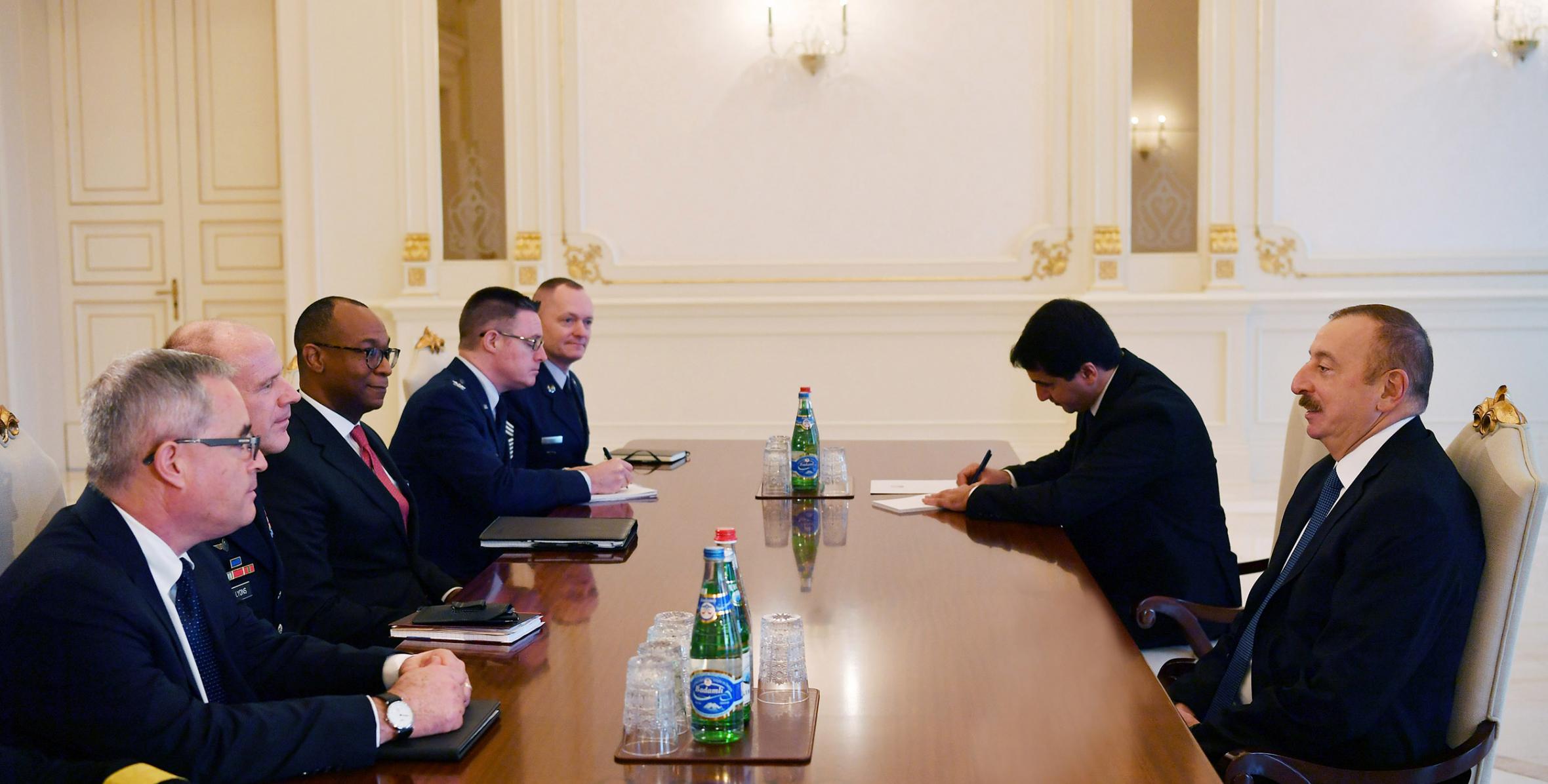 Ilham Aliyev received delegation led by commander of U.S. Transportation Command