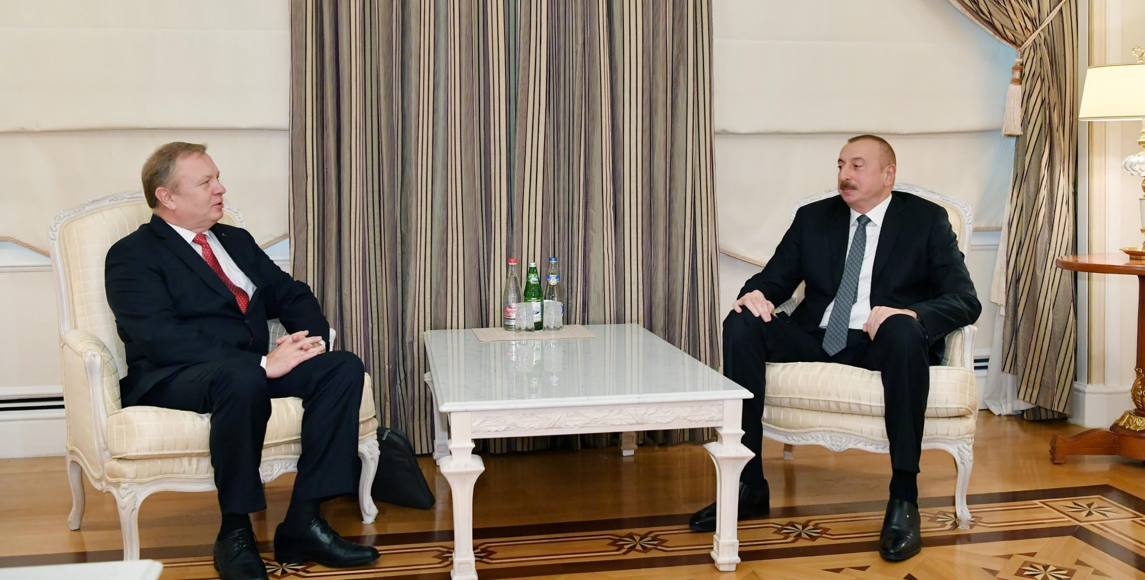 Ильхам Алиев принял посла Беларуси в Азербайджане
