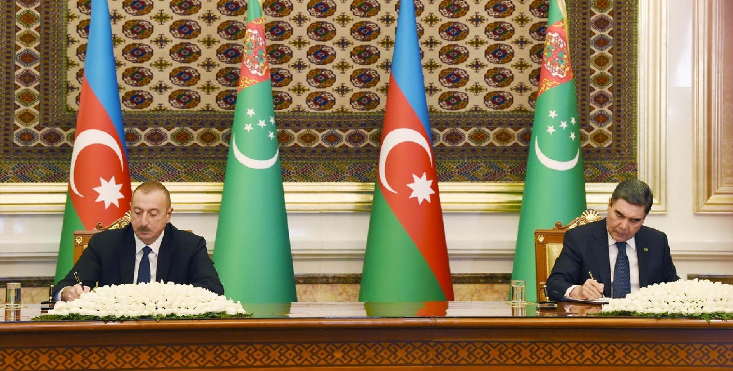 Azerbaijan, Turkmenistan signed bilateral documents