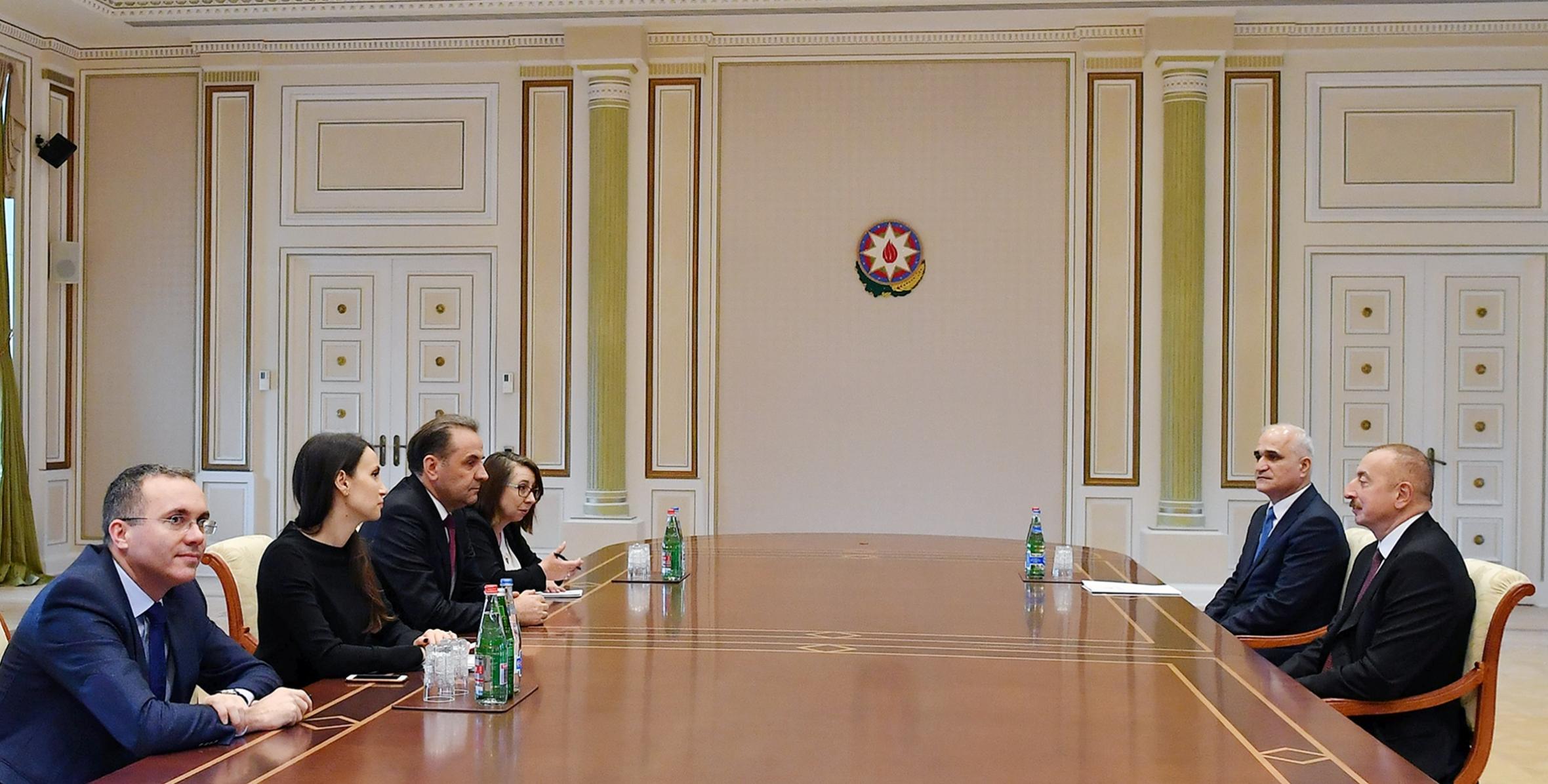Ильхам Алиев принял делегацию во главе с заместителем премьер-министра Сербии