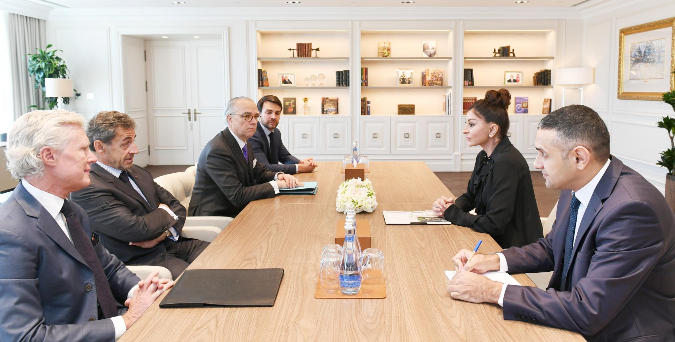 Birinci vitse-prezidenti Mehriban Əliyeva Fransanın sabiq Prezidenti Nikola Sarkozi ilə görüşüb