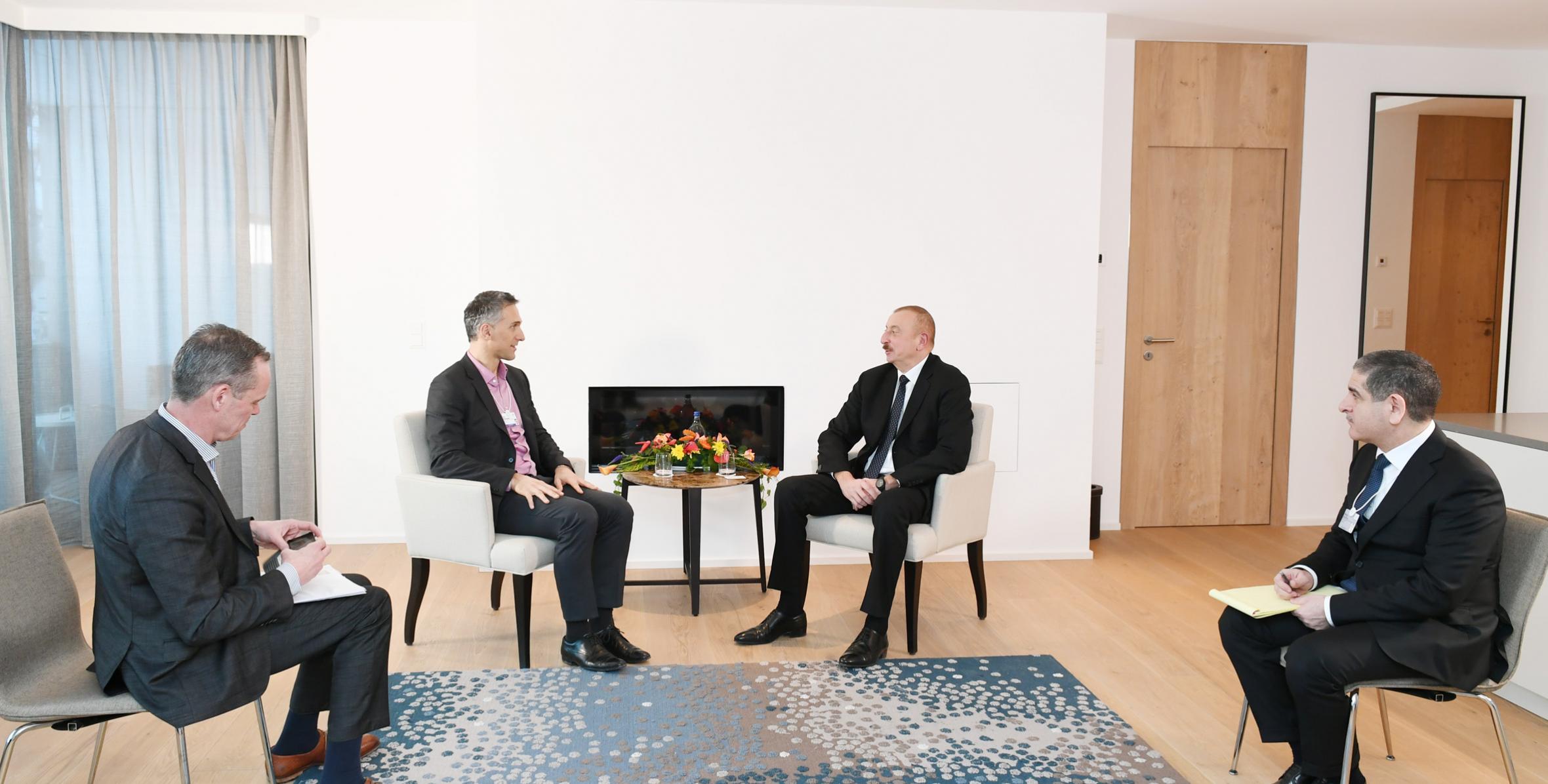 Состоялась встреча Ильхама Алиева с генеральным исполнительным директором компании Signify