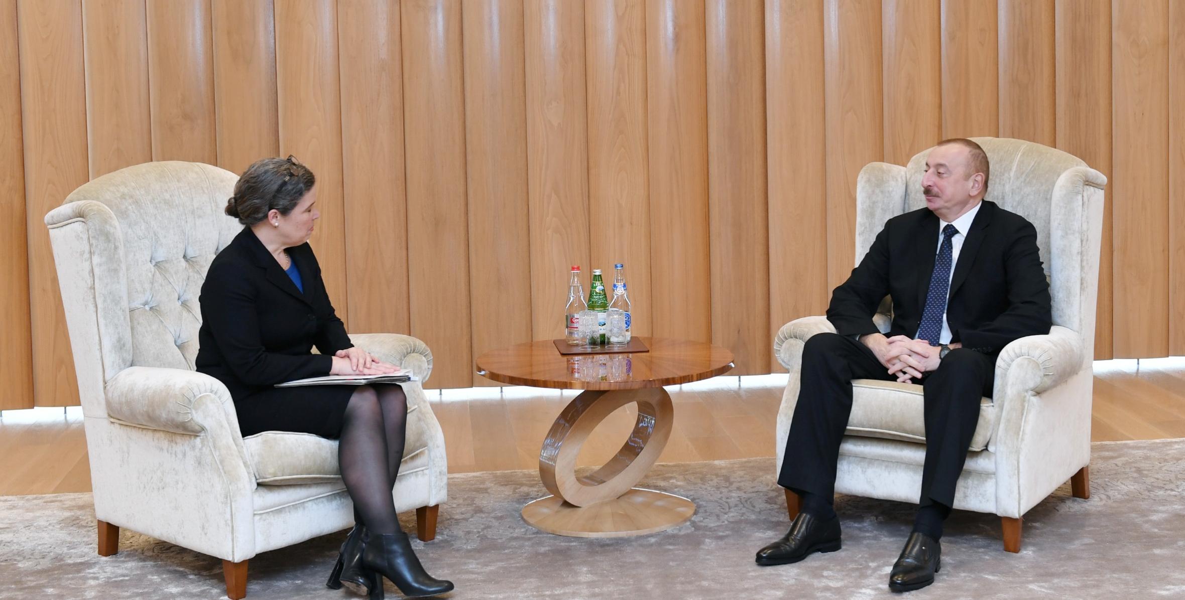 İlham Əliyev ABŞ Dövlət katibinin enerji diplomatiyası üzrə müavininin müşaviri ilə görüşüb