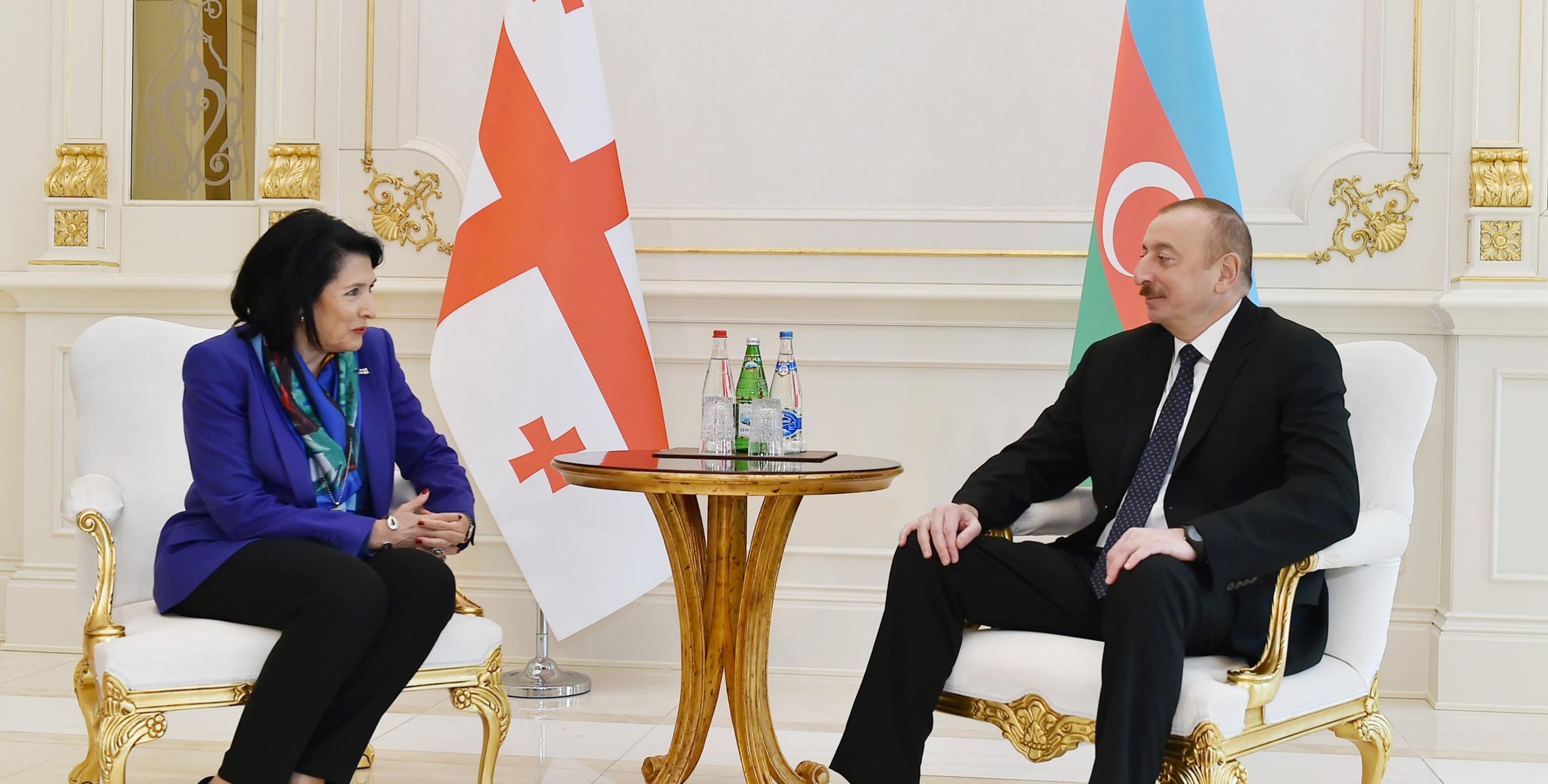 Состоялась встреча президентов Азербайджана и Грузии один на один