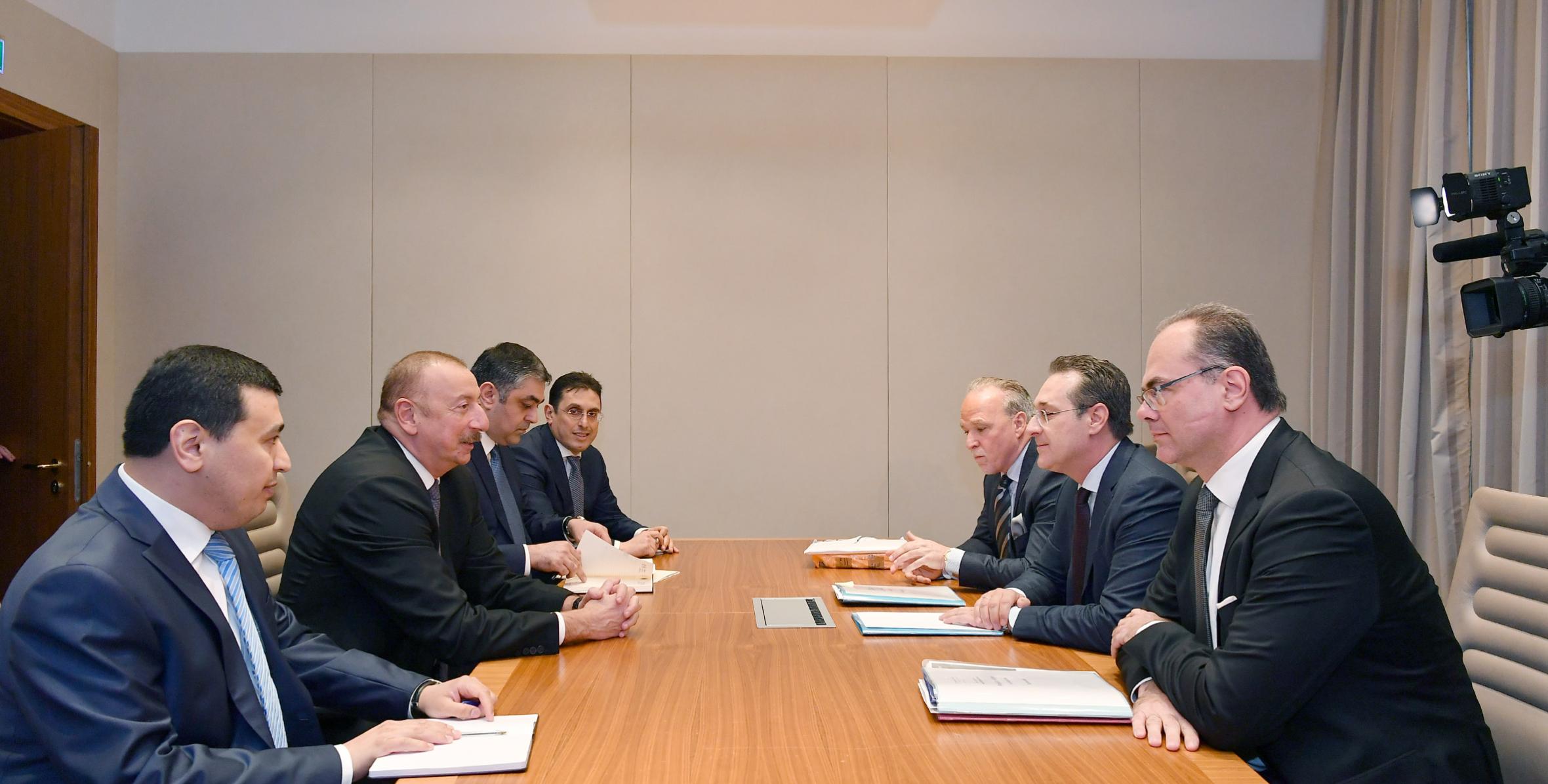 Ильхам Алиев встретился с вице-канцлером Австрии