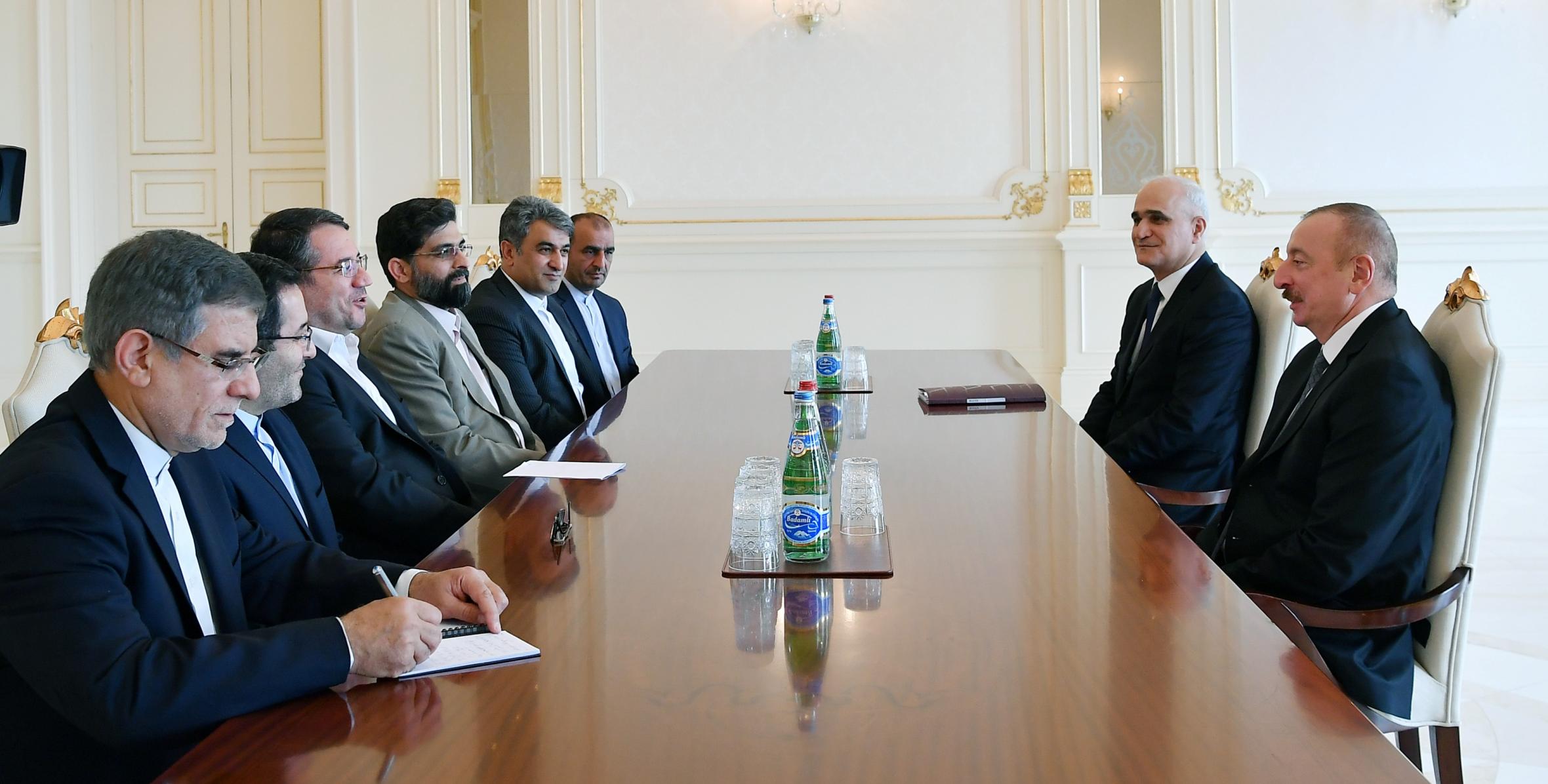 Ильхам Алиев принял делегацию во главе с министром промышленности, шахт и торговли Ирана