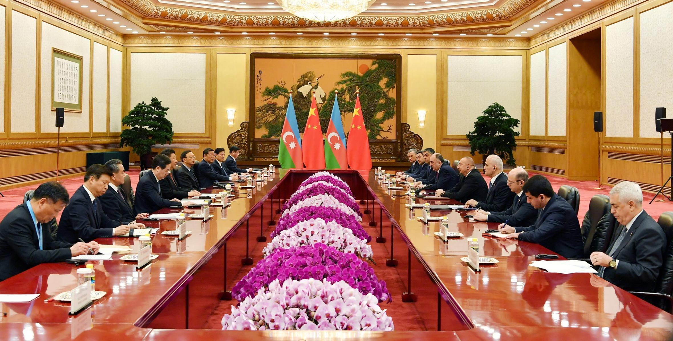 Состоялась встреча Ильхама Алиева с Председателем Китайской Народной Республики Си Цзиньпином