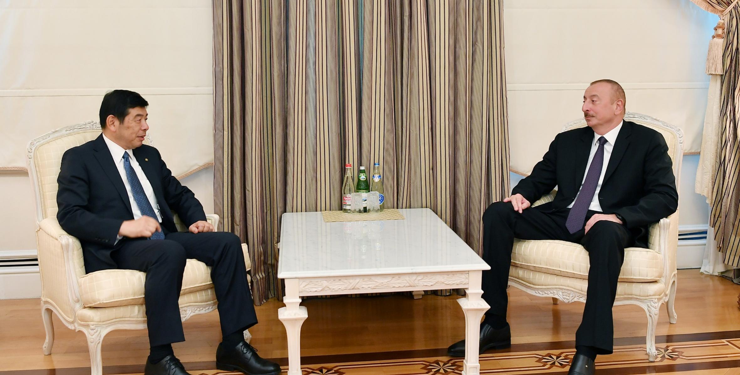 Ильхам Алиев принял генерального секретаря Всемирной таможенной организации