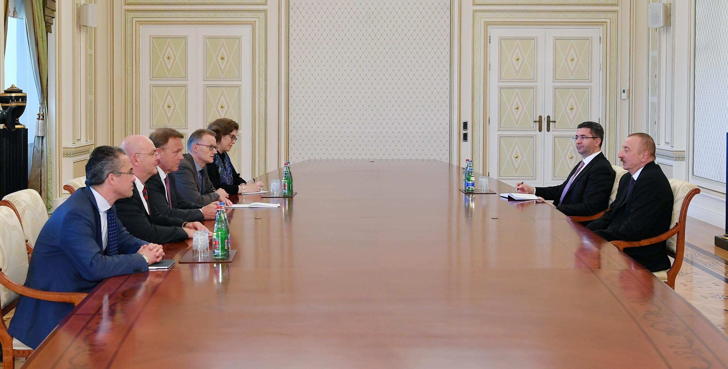 Ильхам Алиев принял делегацию во главе с вице-президентом Бундестага Германии