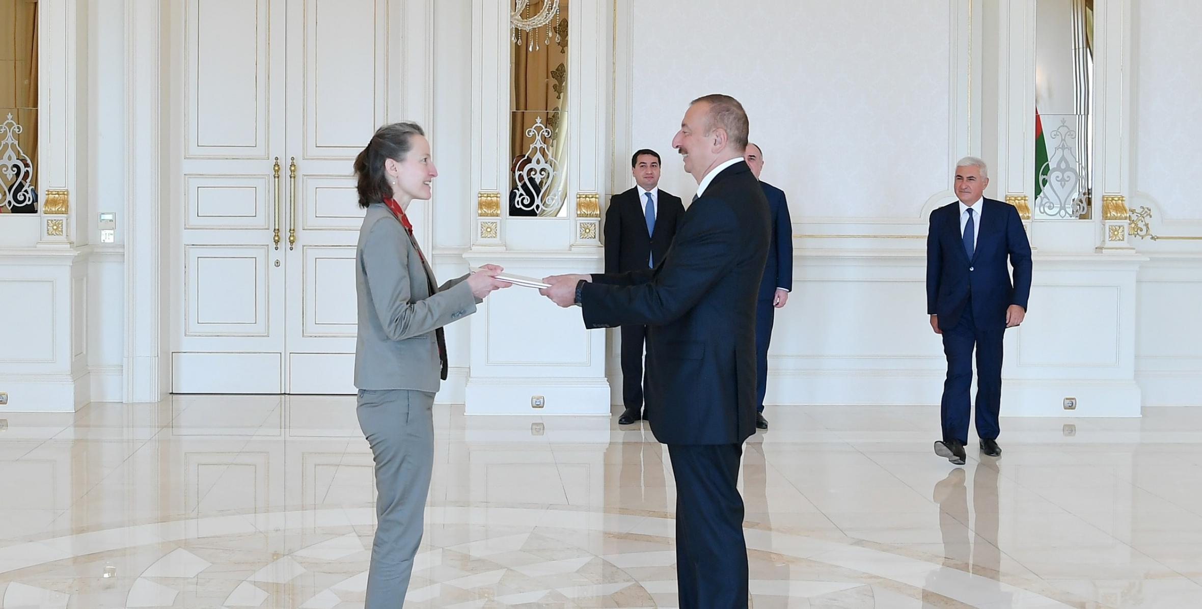 Ilham Aliyev received credentials of incoming Swiss ambassador