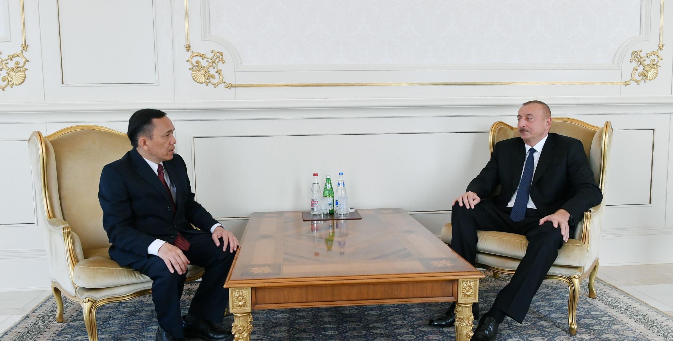 Ilham Aliyev received credentials of incoming Laotian Ambassador