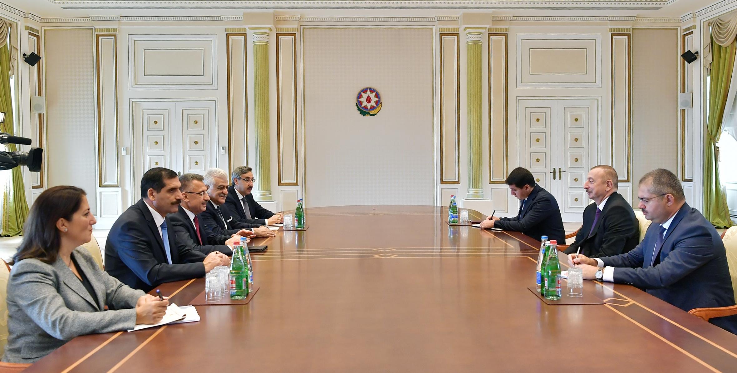 Ильхам Алиев принял делегацию во главе с вице-президентом Турции