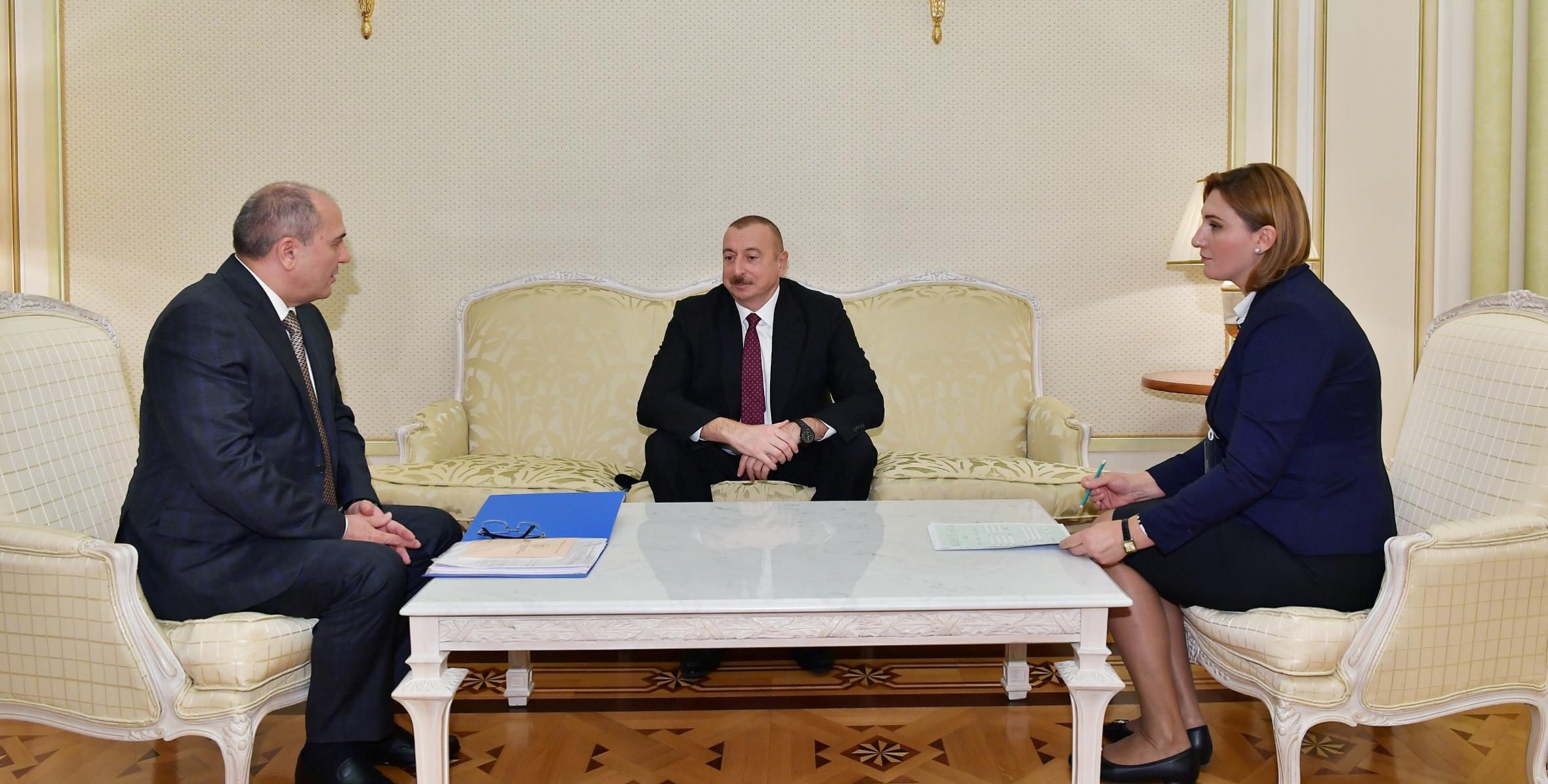 Ilham Aliyev participated in Azerbaijani census, responded to census survey questions