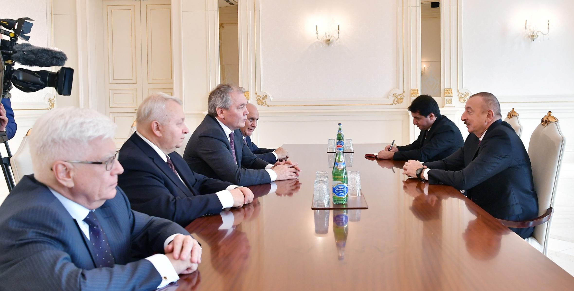 Ильхам Алиев принял российскую делегацию
