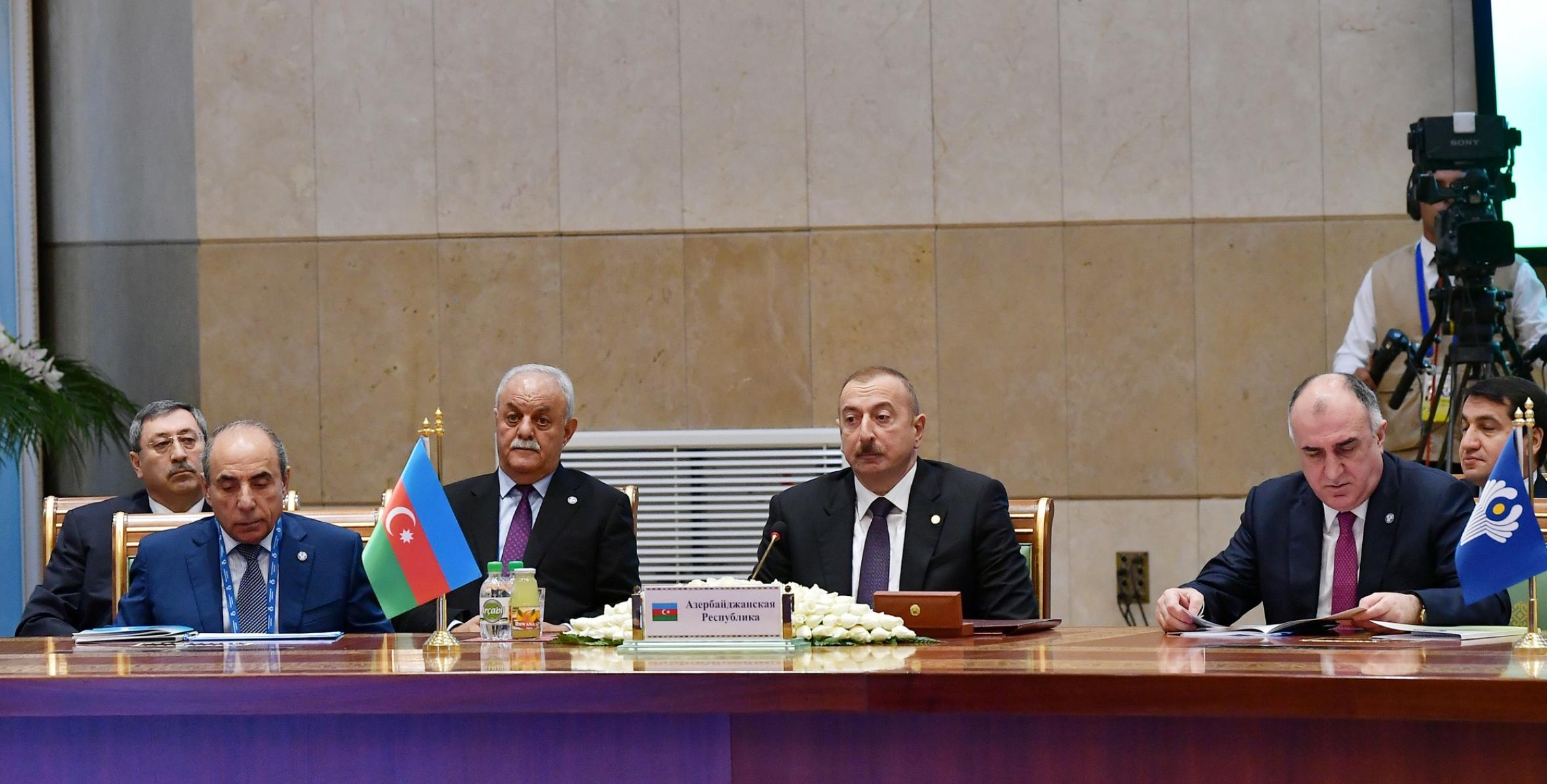 Ilham Aliyev attended expanded session of Council of CIS Heads of State in Ashgabat