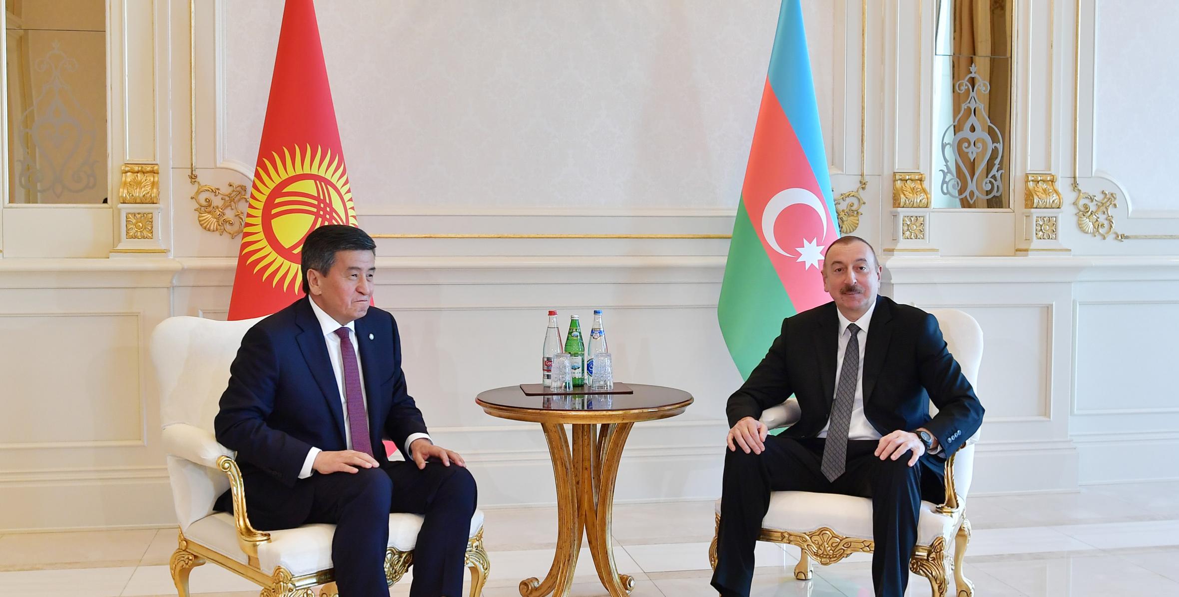Ильхама Алиева с Президентом Кыргызстана Сооронбаем Жээнбековым