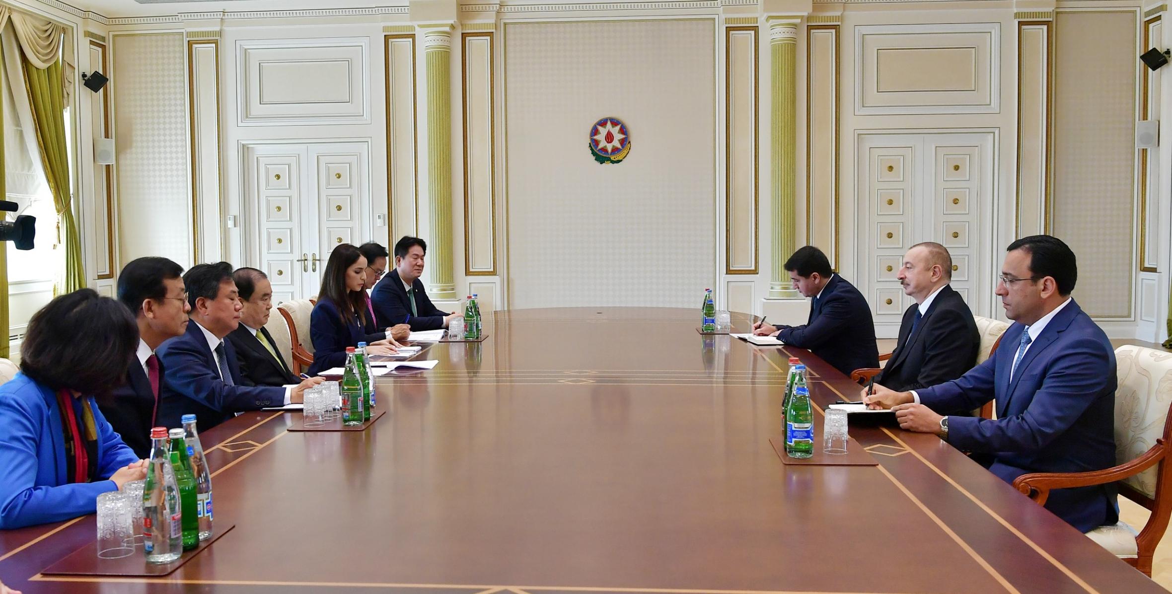 Ильхам Алиев принял делегацию во главе с председателем Национальной ассамблеи Республики Корея