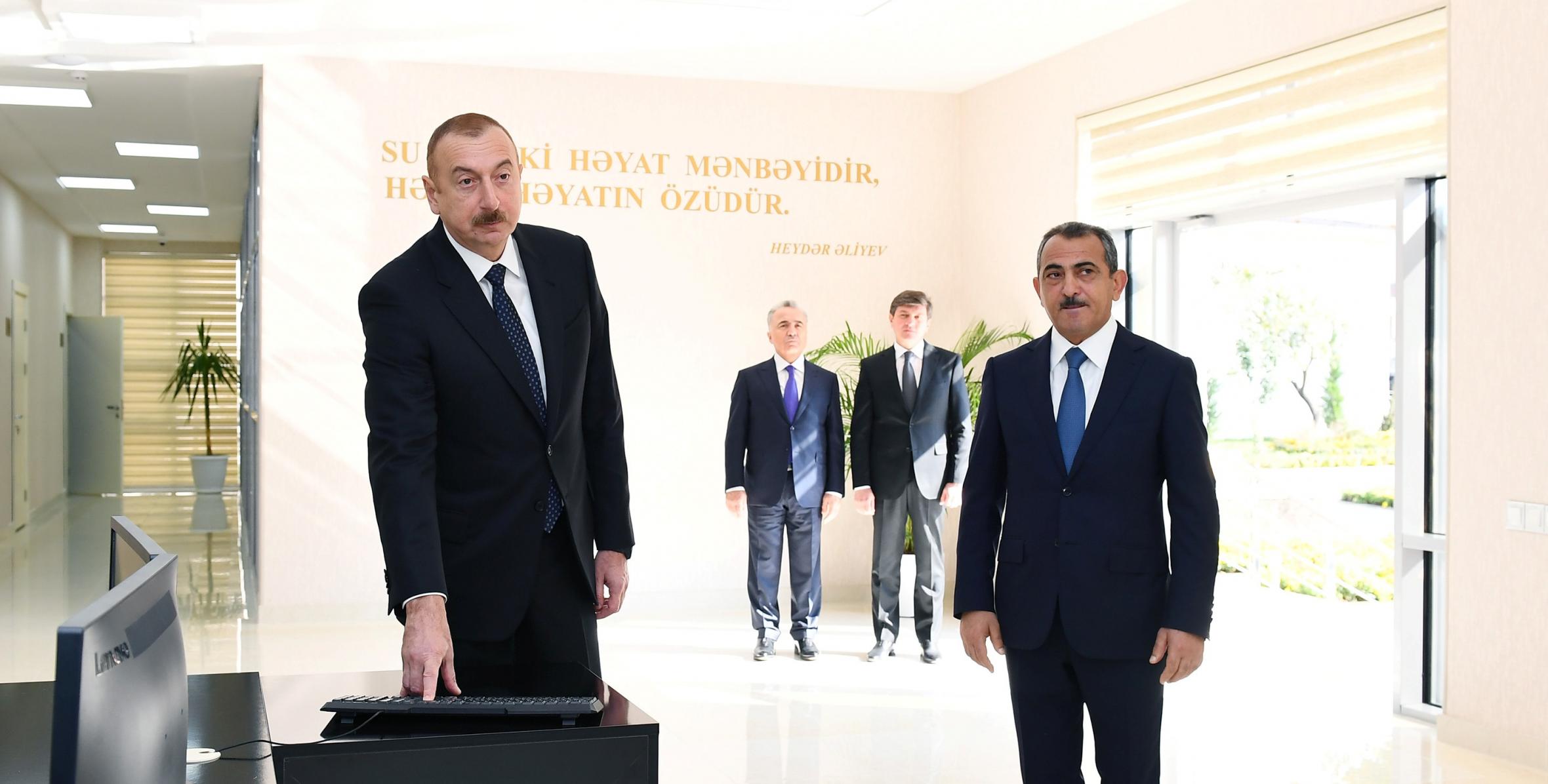 Ильхам Алиев принял участие в мероприятии по сдаче в эксплуатацию системы снабжения питьевой водой и канализации города Габал