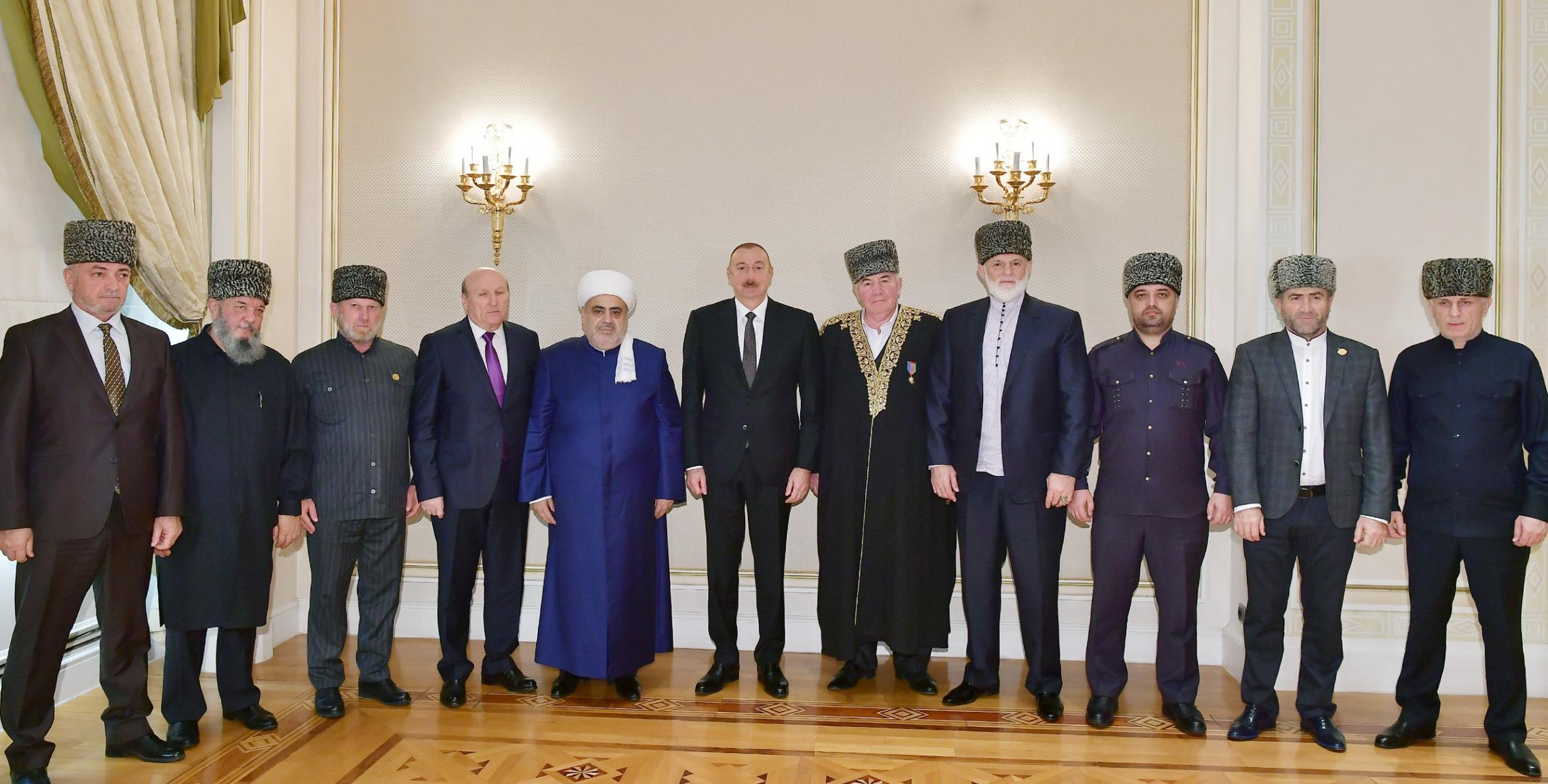 Ильхам Алиев принял делегацию в составе группы мусульманских религиозных деятелей из северокавказских республик России