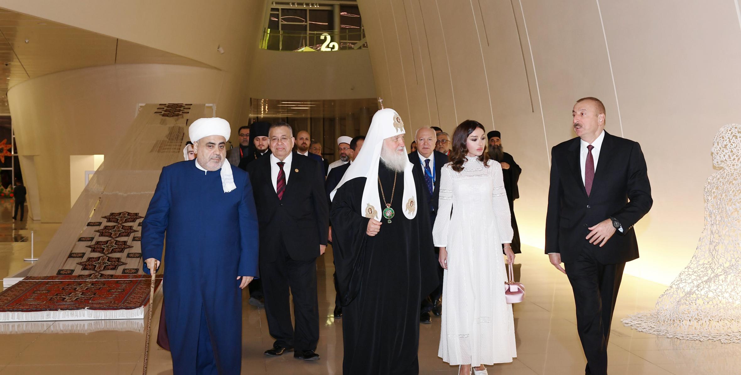Ilham Aliyev hosted reception in honor of participants of 2nd Summit of World Religious Leaders