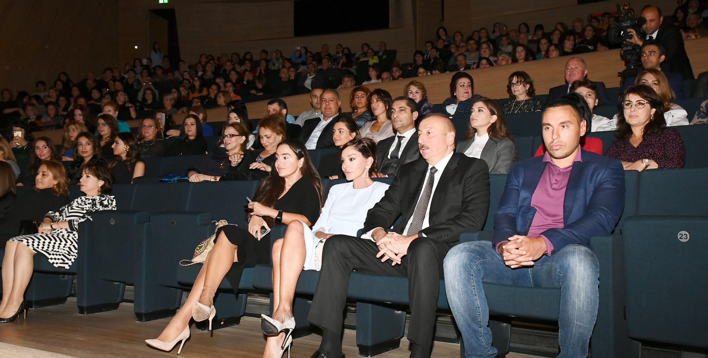 Ильхам Алиев присутствовал на творческом вечере Максима Галкина