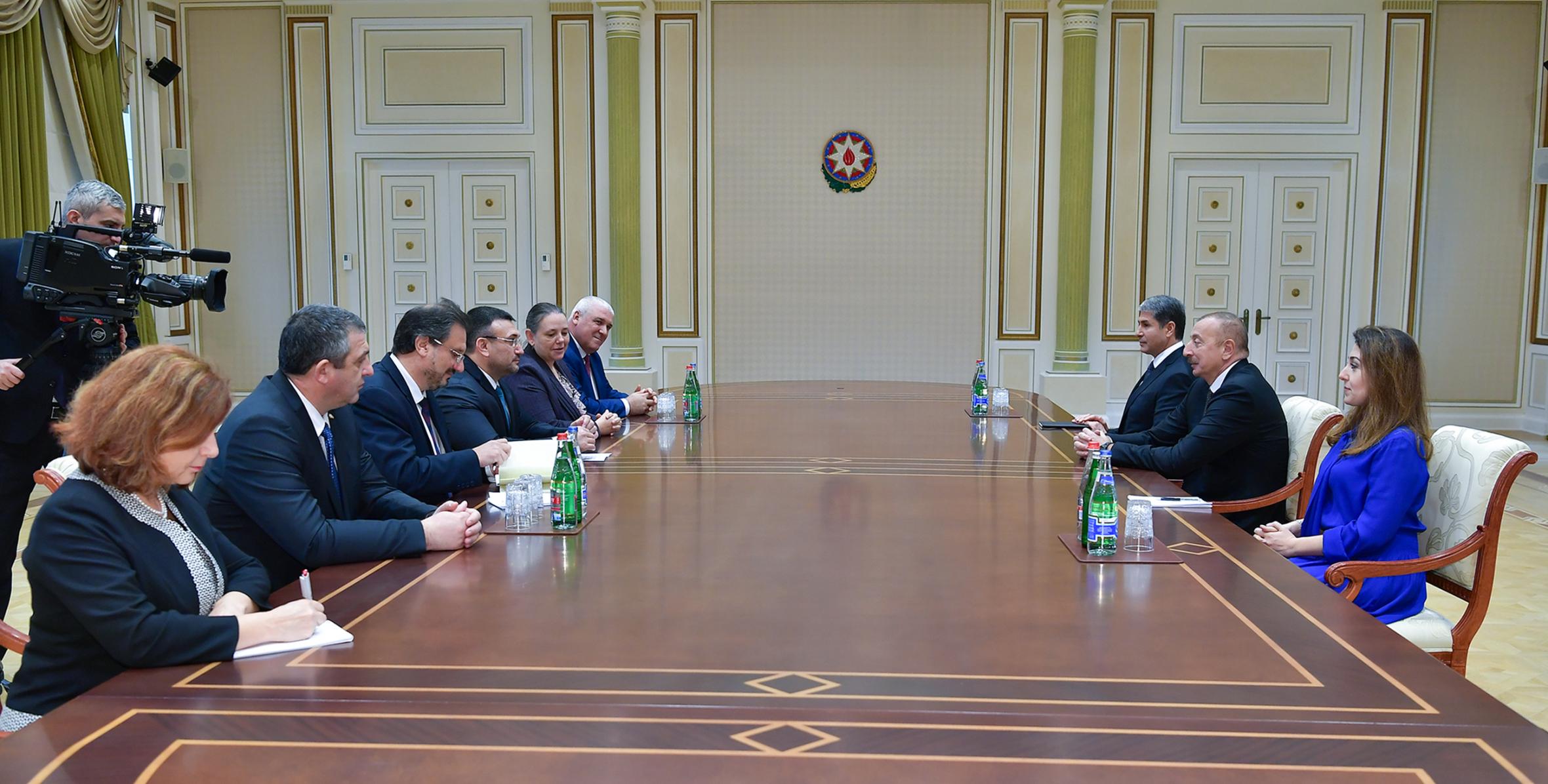 Ильхам Алиев принял делегацию во главе с министром внутренних дел Болгарии