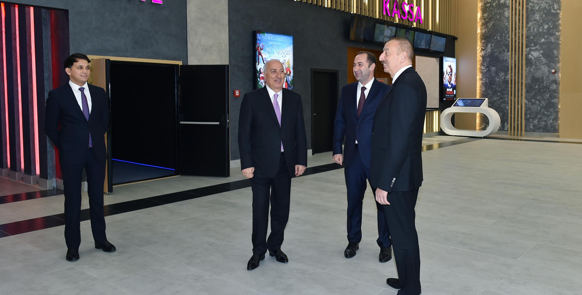 Ильхам Алиев принял участие в открытии нового здания кинотеатра «Низами» в Сумгайыте