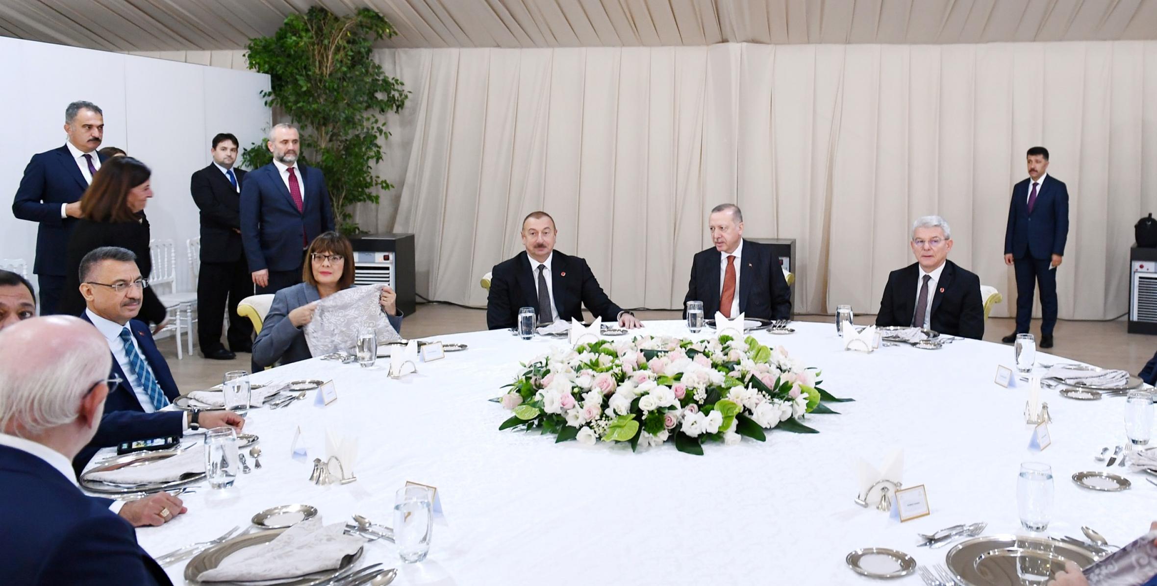 Ilham Aliyev attends reception for participants of opening ceremony of TANAP-Europe connection