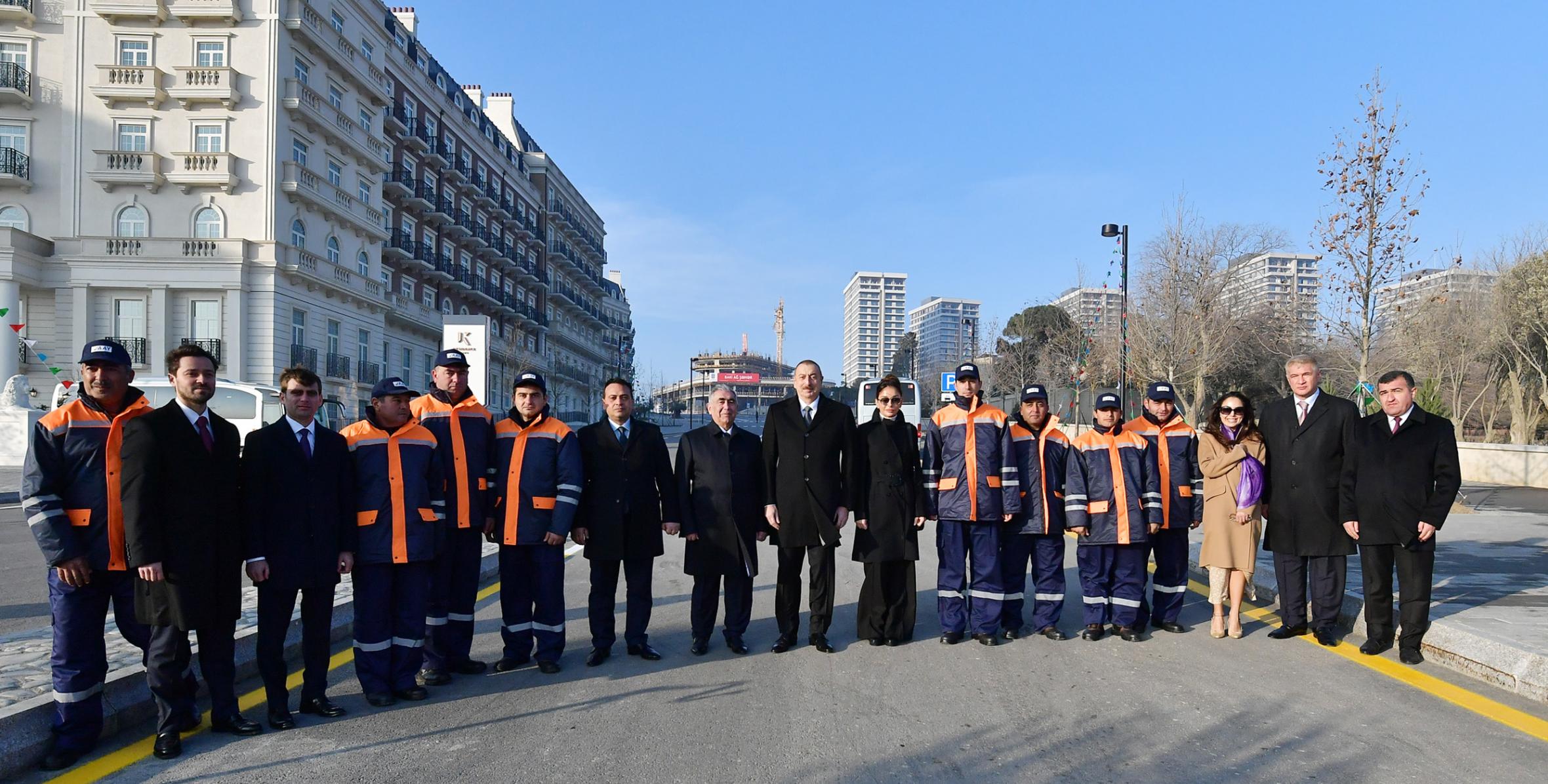 Ильхам Алиев принял участие в открытии Центральной бульварной улицы в «Баку Белый город»