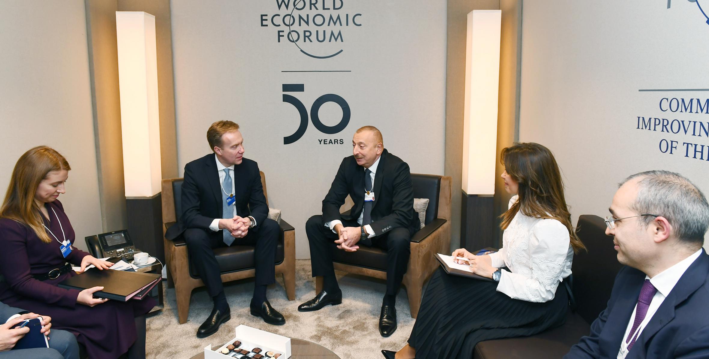 İlham Əliyev Davosda Dünya İqtisadi Forumunun prezidenti Borge Brende ilə görüşüb