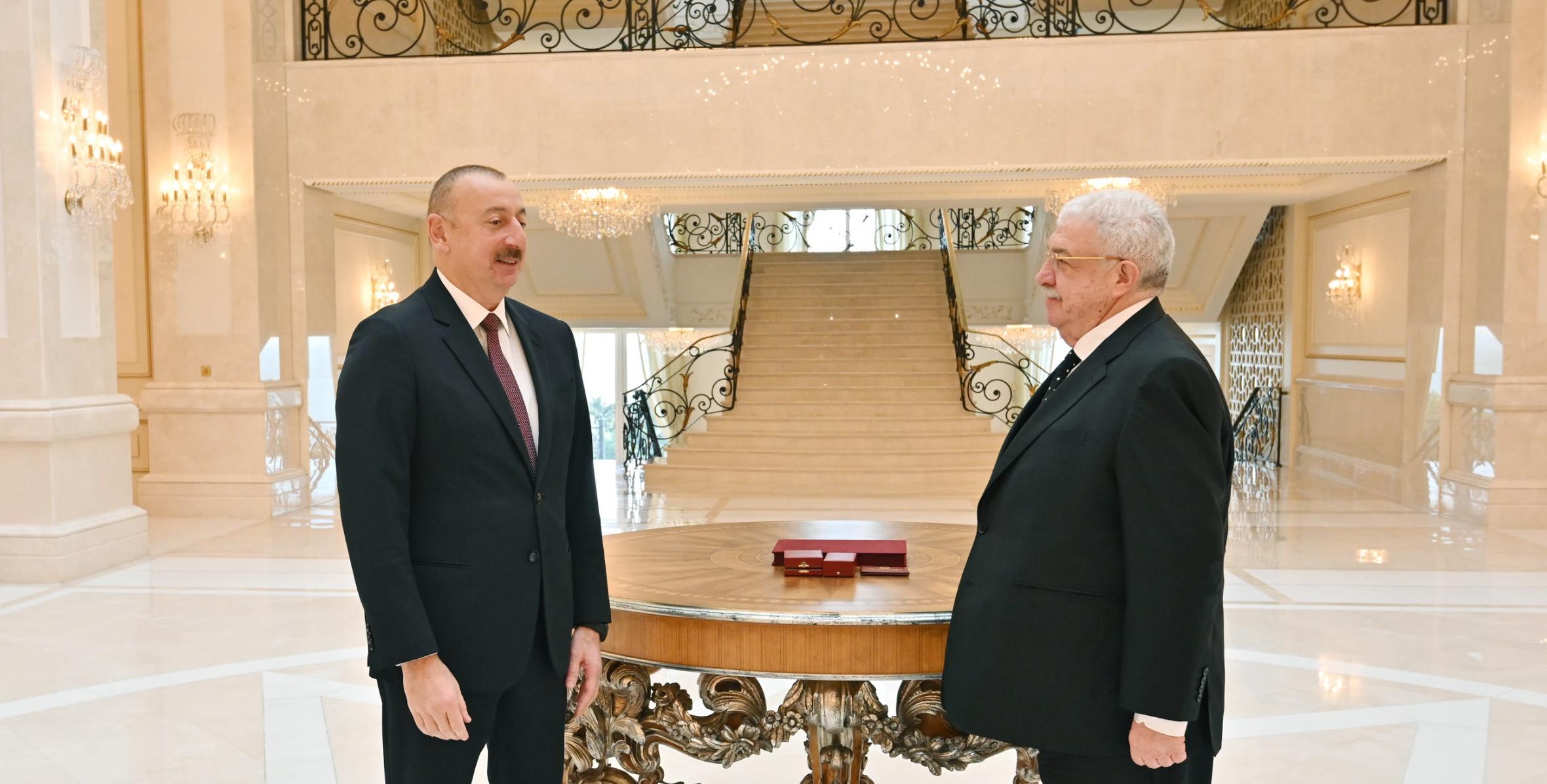 Ilham Aliyev presented "Sharaf" Order to Mikhail Gusman