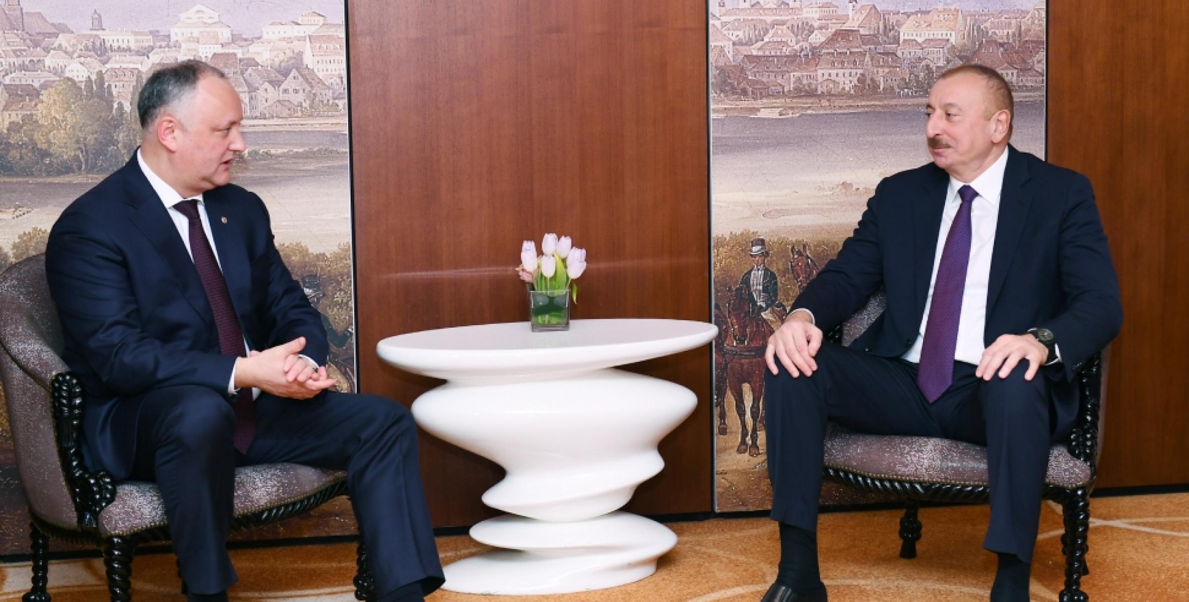 İlham Əliyev Münxendə Moldova Prezidenti İqor Dodon ilə görüşüb