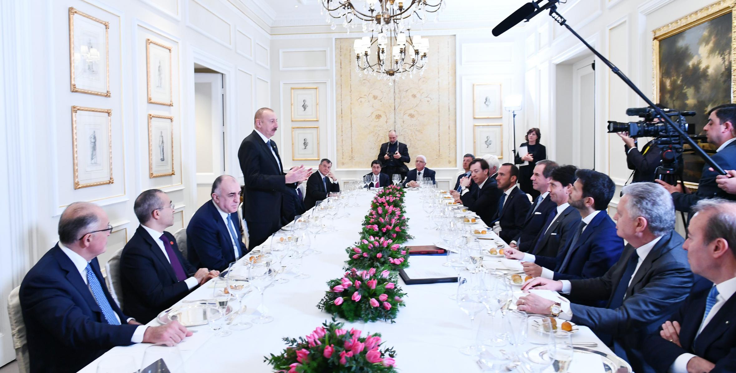 Состоялся рабочий обед Президента Ильхама Алиева с руководителями крупнейших компаний Италии