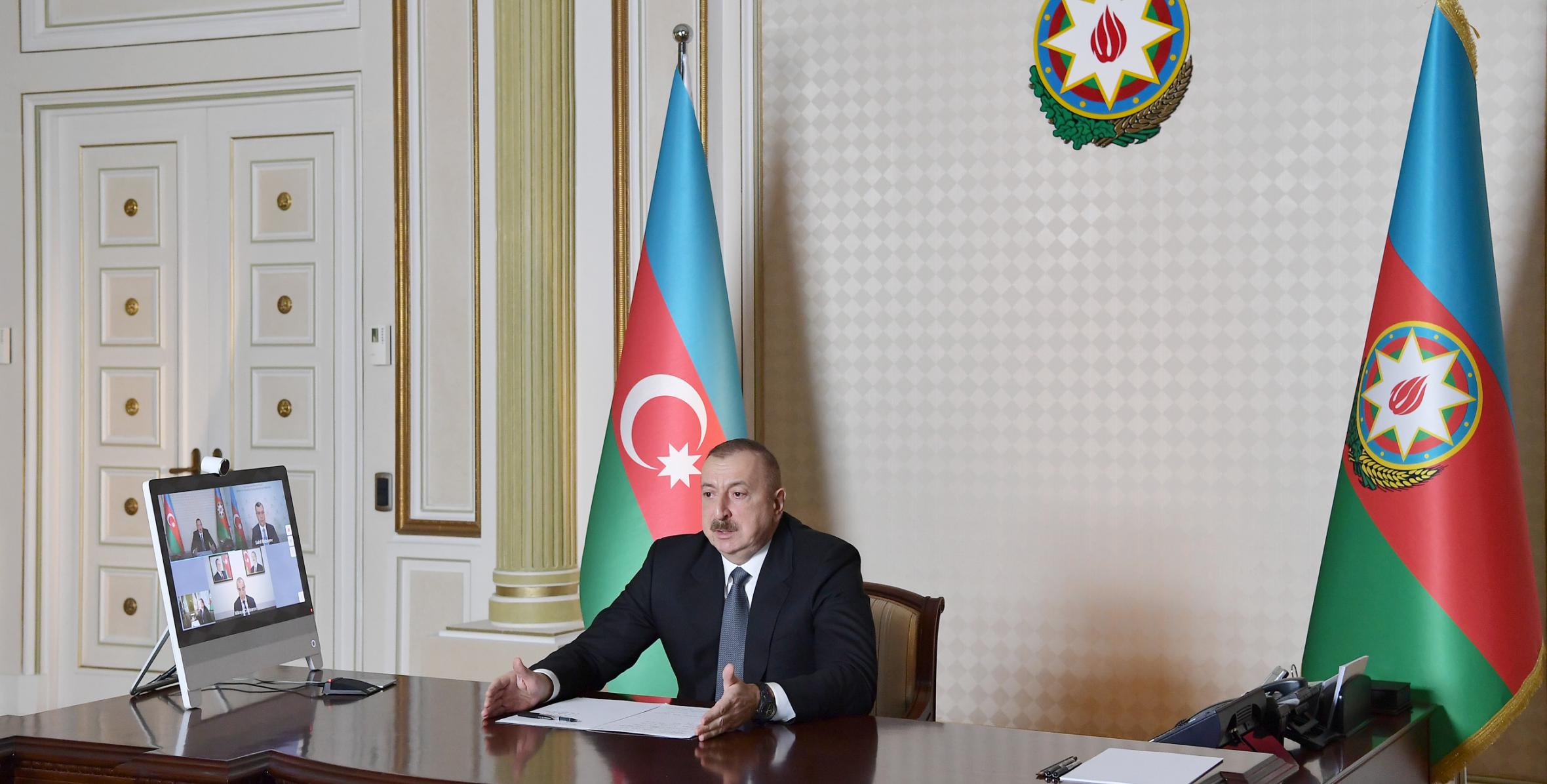 Ильхам Алиев провел совещание в формате видеосвязи с участием министров труда и социальной защиты населения и экономики