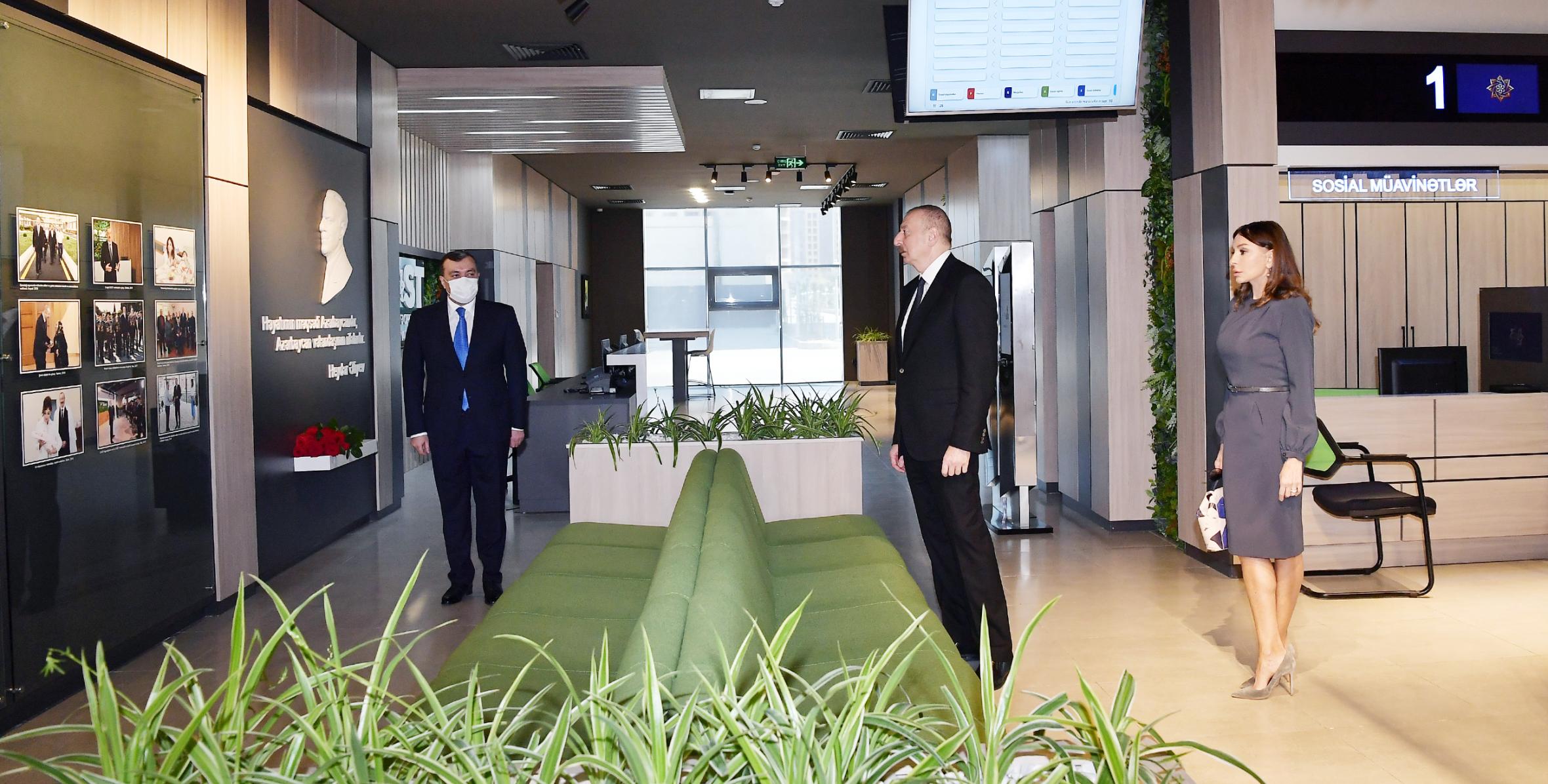 Ильхам Алиев и первая леди Мехрибан Алиева приняли участие в открытии центра DOST номер 3