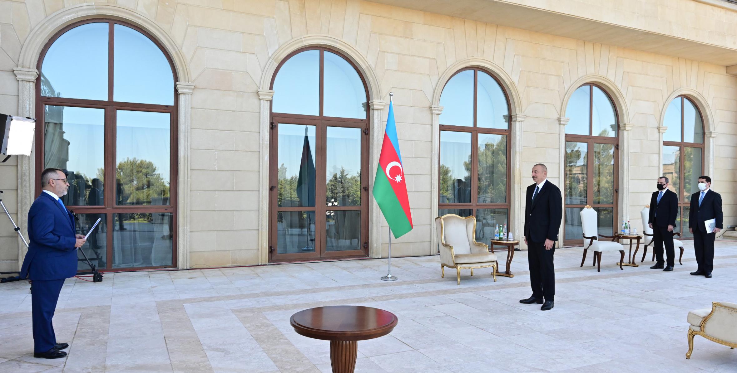 Ilham Aliyev received credentials of incoming ambassador of Greece