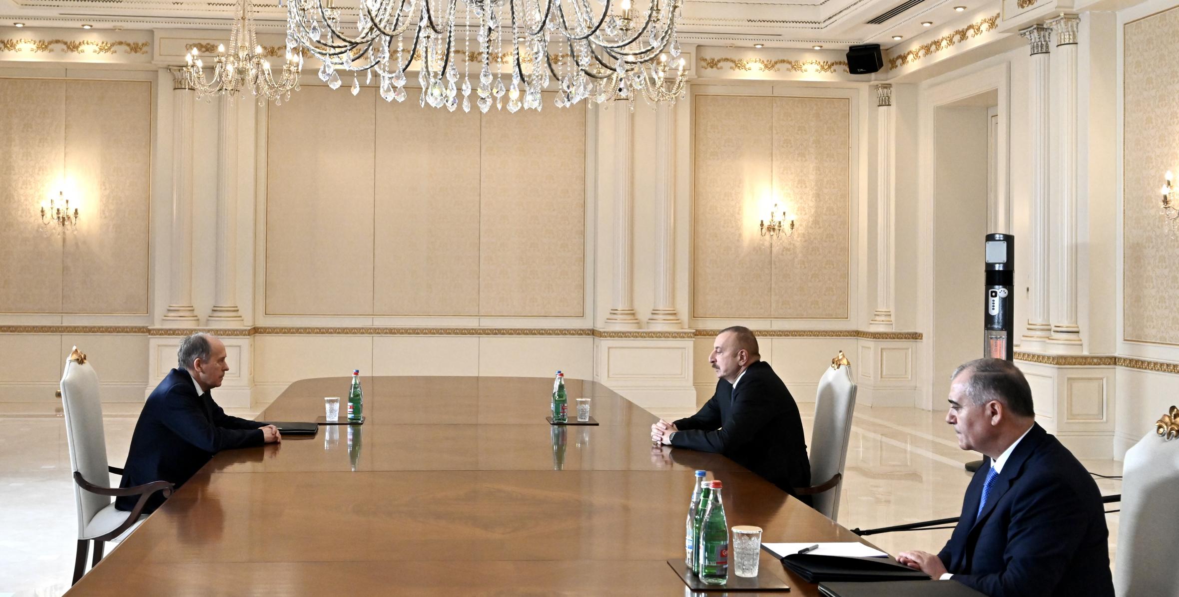 Ильхам Алиев принял директора Федеральной службы безопасности России