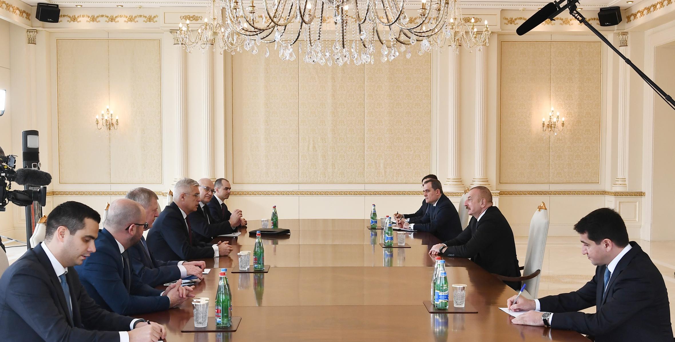 Ильхам Алиев принял делегацию во главе с министром иностранных и европейских дел Словакии
