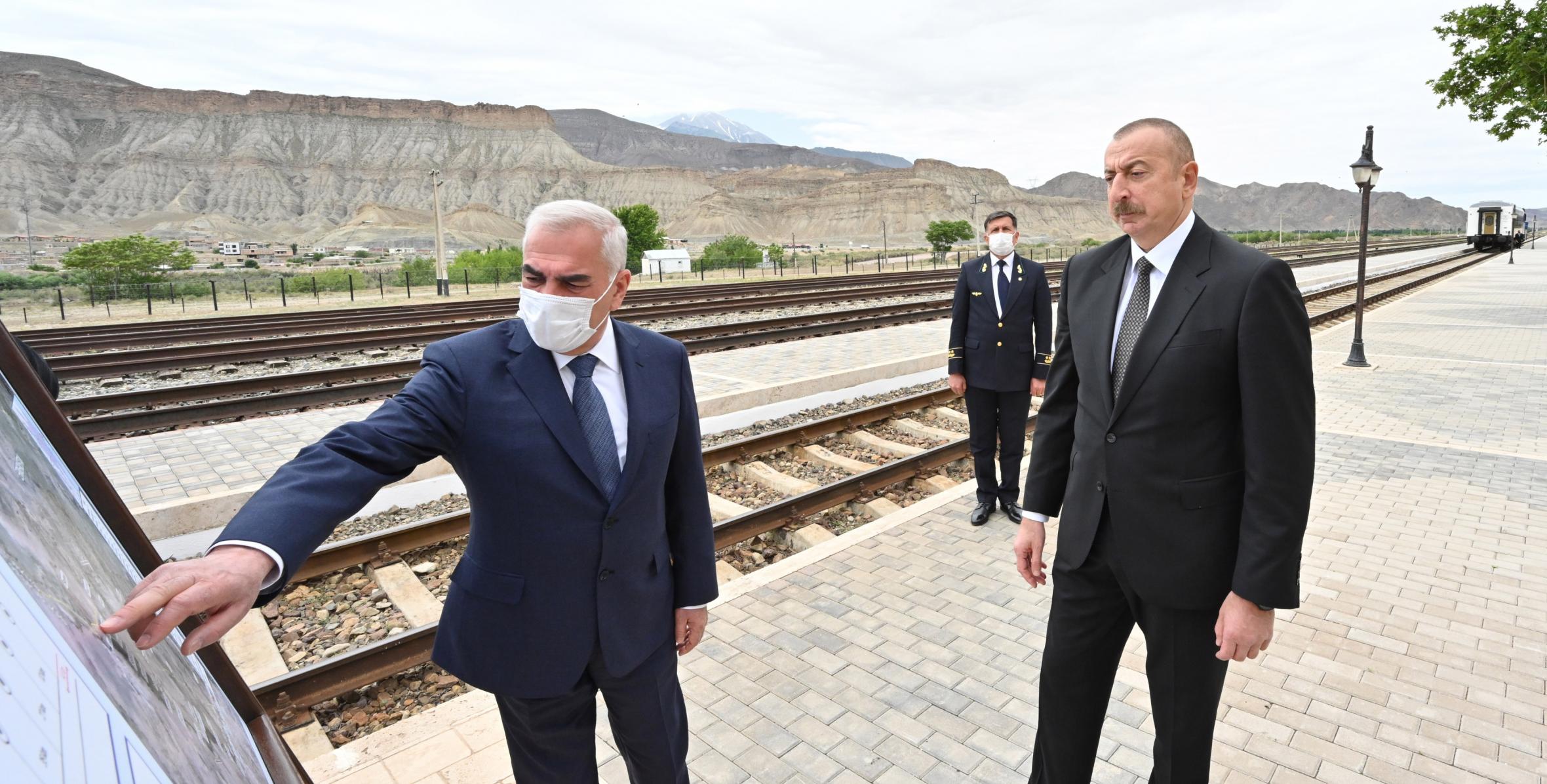 Ильхам Алиев ознакомился с работами, проделанными на железнодорожной станции Ордубад