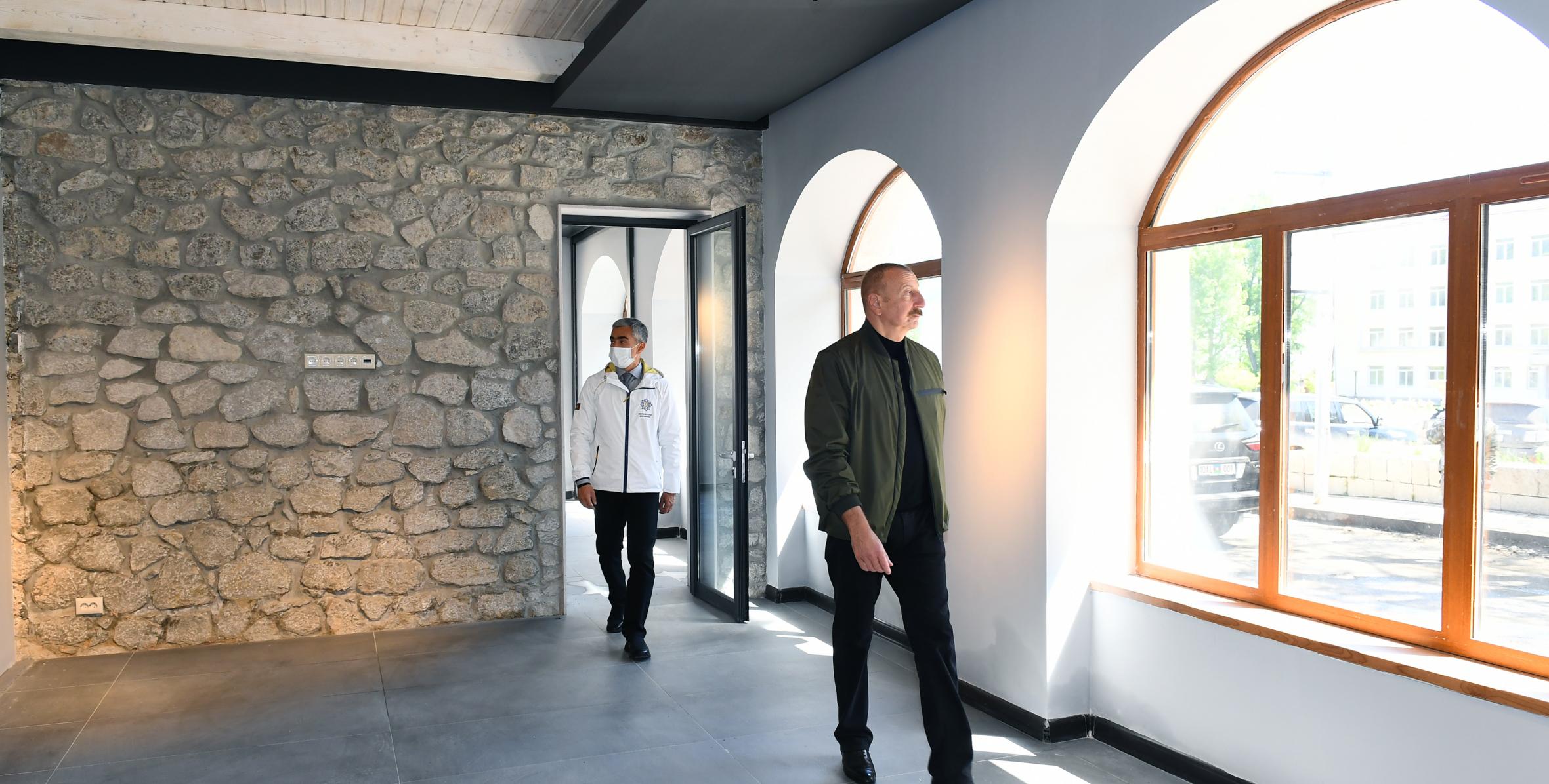 Ilham Aliyev viewed work done at Shusha Art Gallery